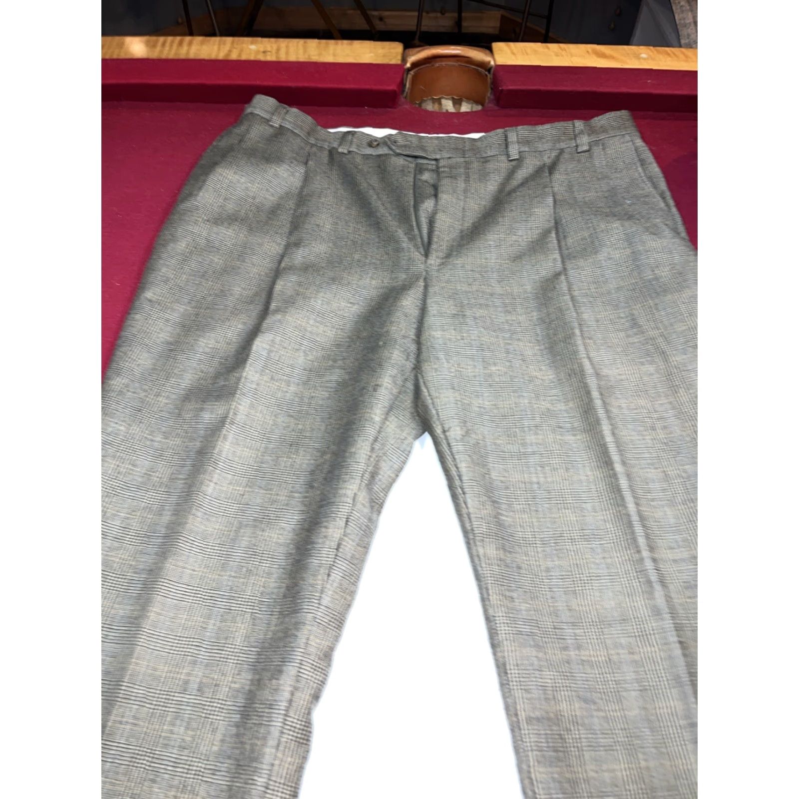 Nautica VINTAGE Nautica Dress Pants plaid Gray Tan Wool Cashmere Pleated 40 x 32 Mens Sz 40 Regular Zip Hook & Eye Front Pleated Pockets Cuffed 60s? Size US 40 / EU 56 - 3 Thumbnail