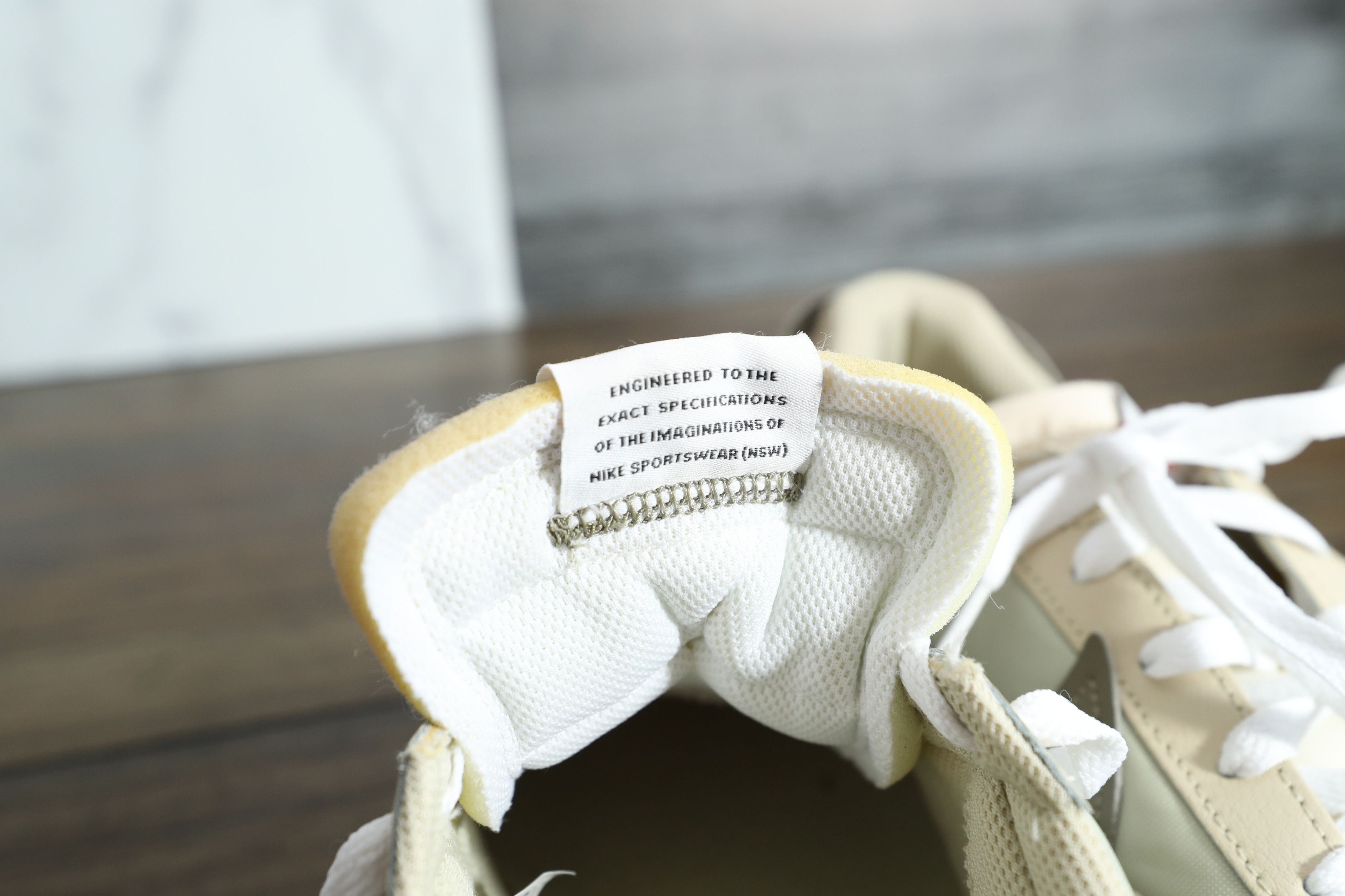 Nike Nike Waffle Debut 'Light Stone Matte Olive' Size US 9.5 / EU 42-43 - 7 Thumbnail