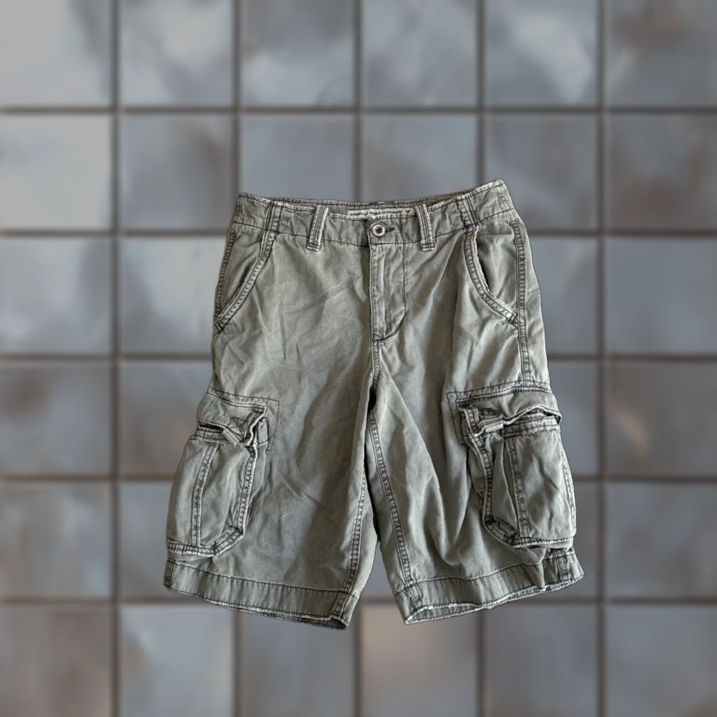 American Eagle Outfitters VINTAGE American Eagle Outfitters Cargo Shorts Men Sz 30 Green Hip Hop Cargo Pockets 00’s Size US 30 / EU 46 - 1 Thumbnail