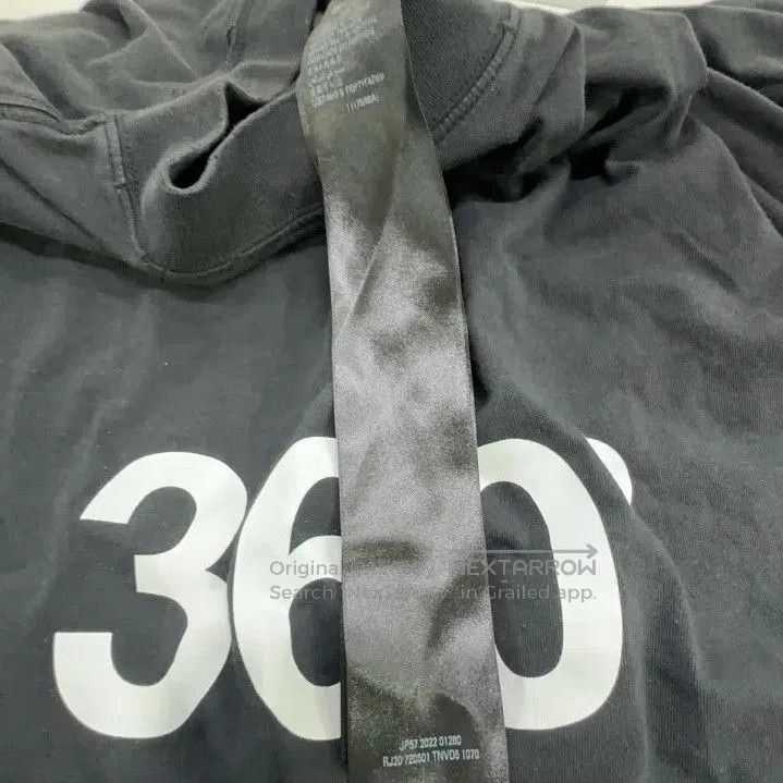 Balenciaga Balenciaga Black Graphic Batwing Short Sleeve T. Size US M / EU 48-50 / 2 - 3 Thumbnail
