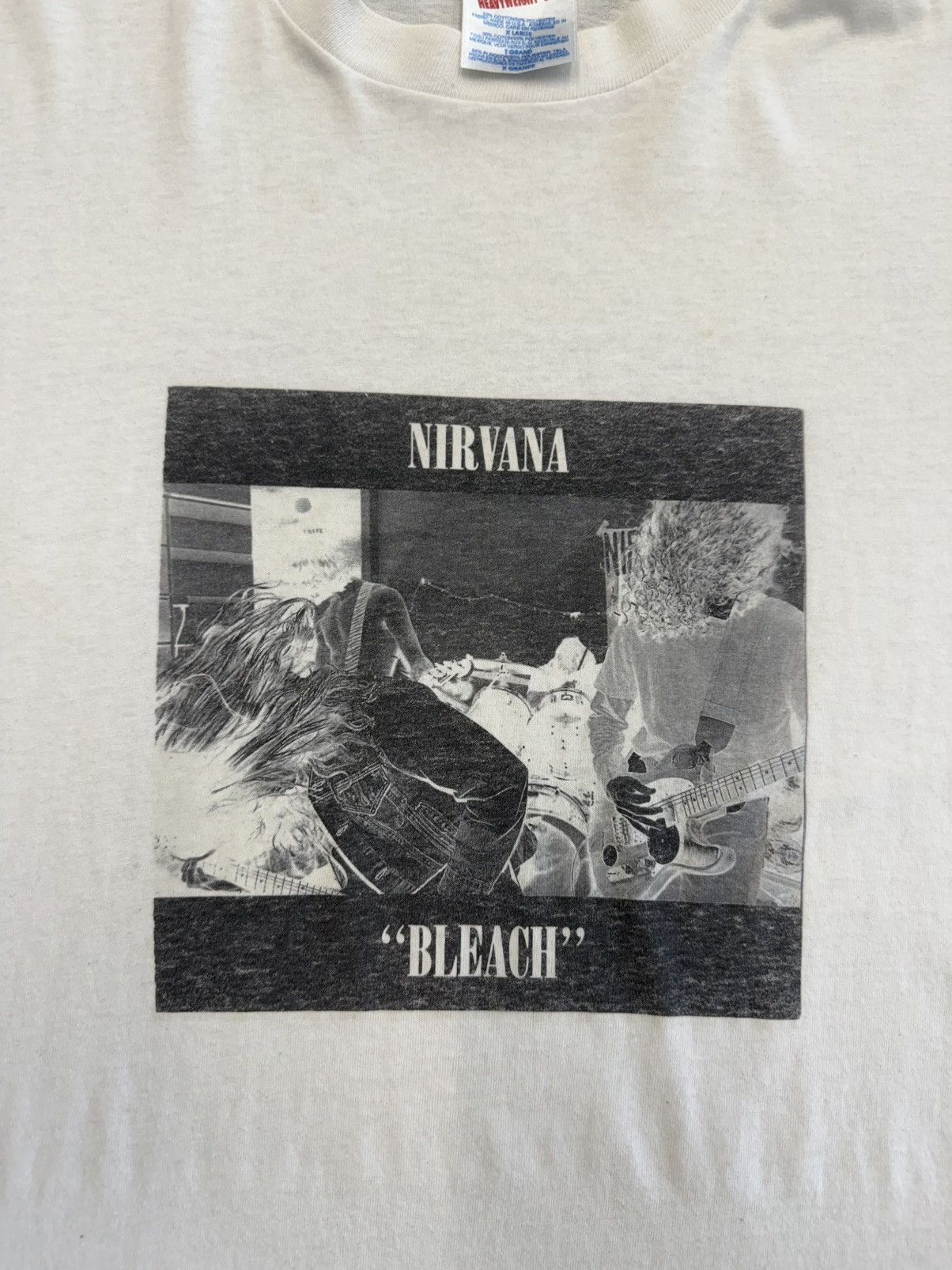 Nirvana 90’s Nirvana Kurt Cobain Bleach Bootleg Distressed Faded Tee Size US XL / EU 56 / 4 - 3 Thumbnail