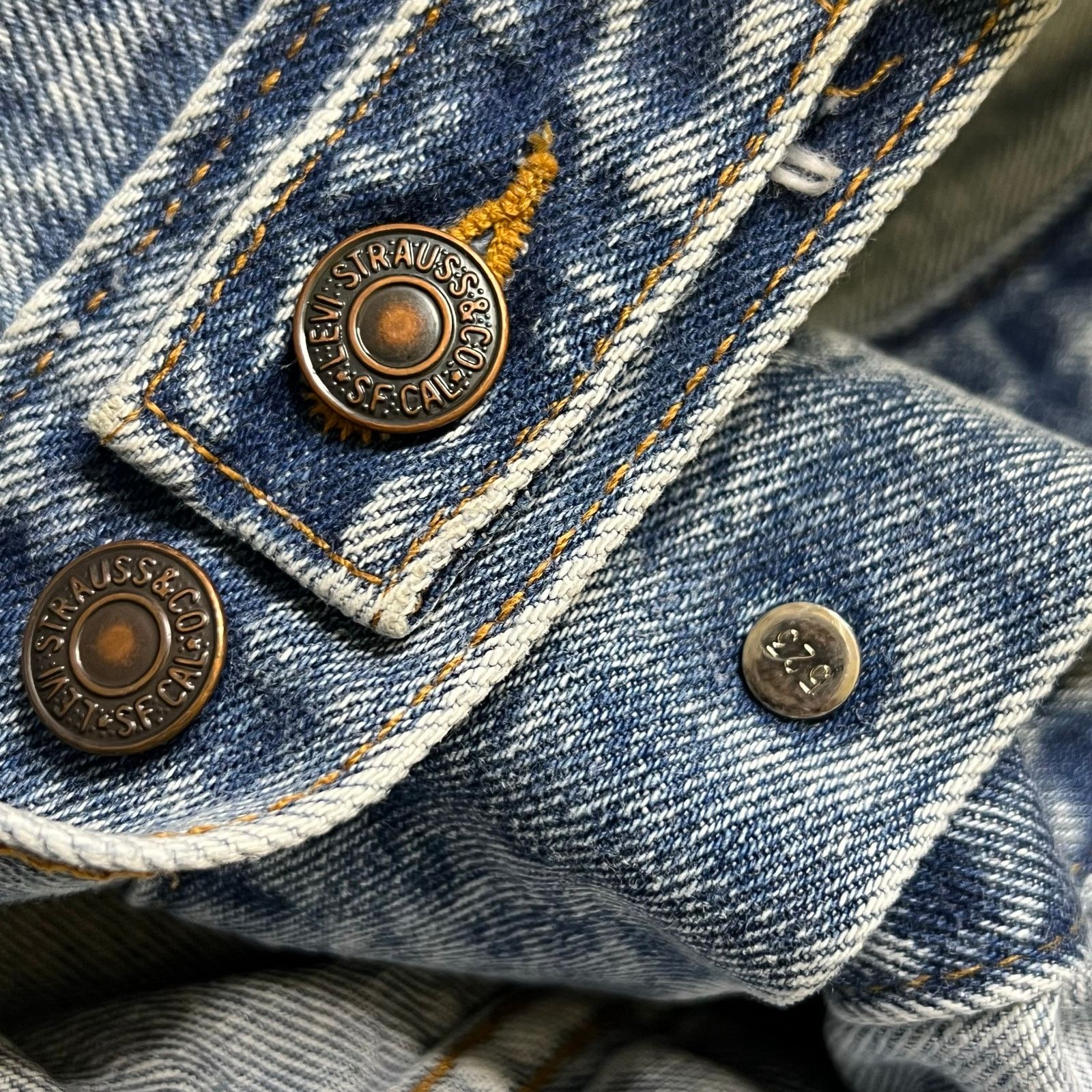 Levi's Vintage Levi’s 70507 Acid Wash Denim Trucker Jacket USA L Size US L / EU 52-54 / 3 - 12 Thumbnail