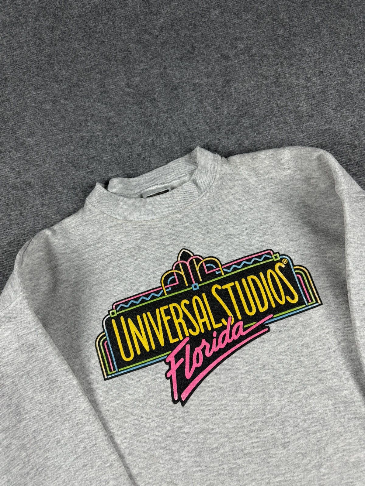 Universal Studios × Vintage Vintage 90s Universal Studios Crewneck Sweatshirt Spellout Size US L / EU 52-54 / 3 - 2 Thumbnail