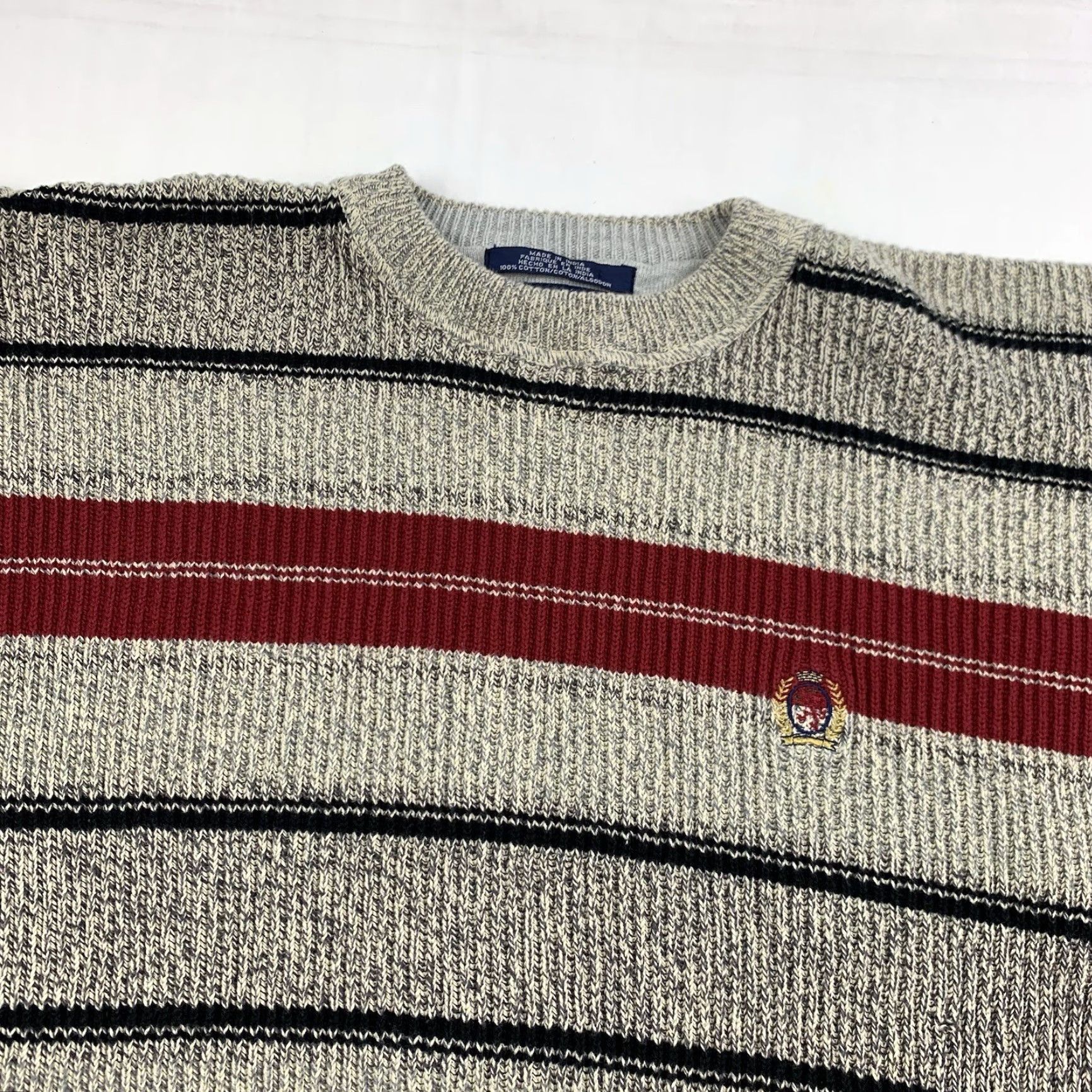 Tommy Hilfiger VINTAGE Tommy Hilfiger Sweater Adult L Tan Stripes Crewneck Pullover Logo Beige 90s American Mens Size US L / EU 52-54 / 3 - 2 Thumbnail