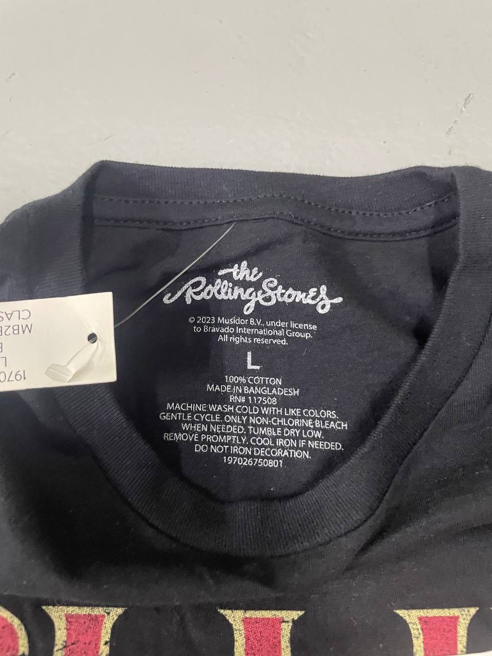 Band Tees NWT ROLLING STONE 2023 Size US L / EU 52-54 / 3 - 3 Thumbnail