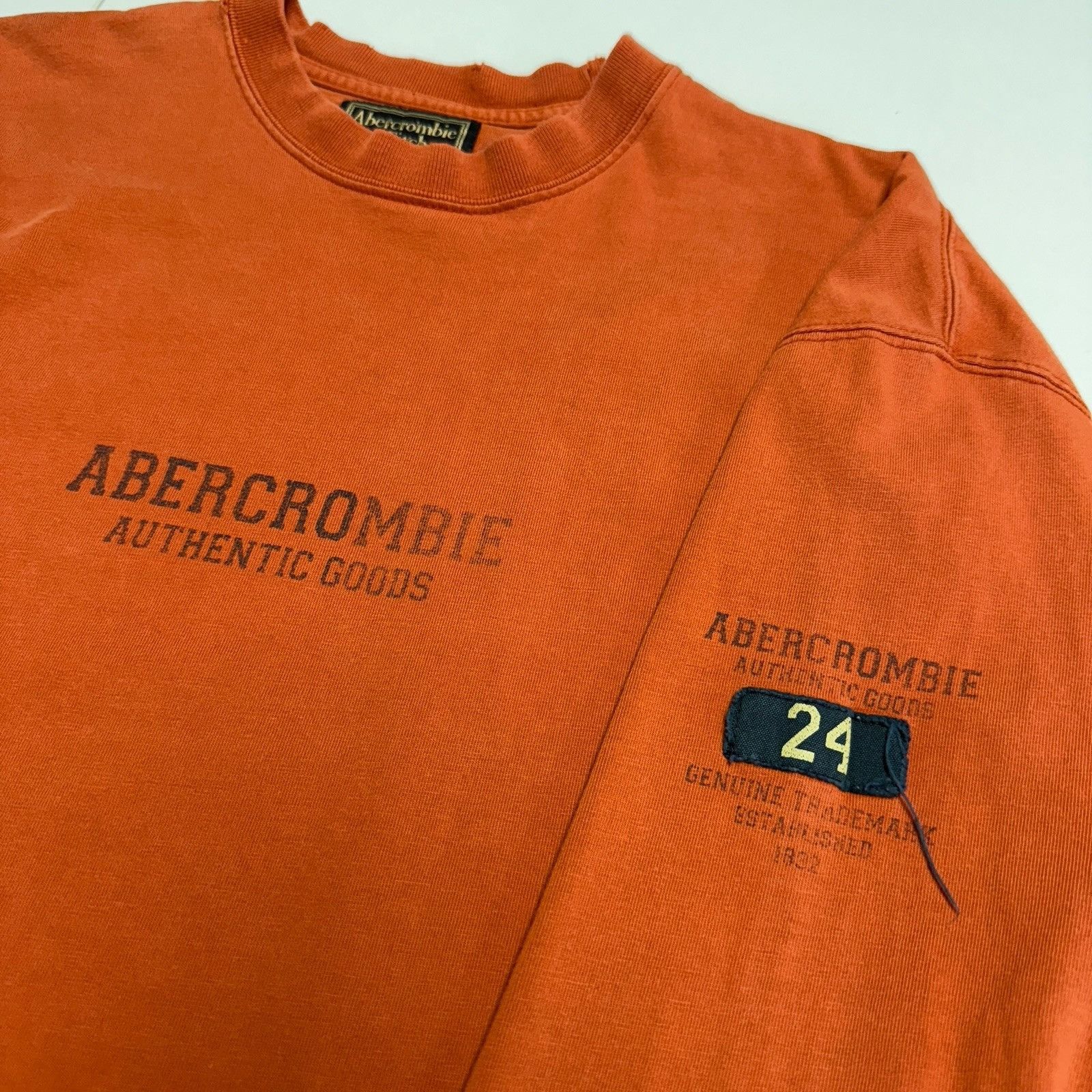 Abercrombie & Fitch Vintage Abercrombie & Fitch T Shirt Mens L/XL 22.5x28 Orange Size US L / EU 52-54 / 3 - 4 Thumbnail
