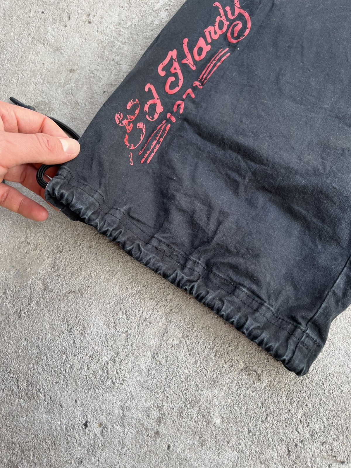 Ed Hardy Ed Hardy x Urban Outfitters Big Logo Cargo Parachute Pants Size US 30 / EU 46 - 19 Thumbnail