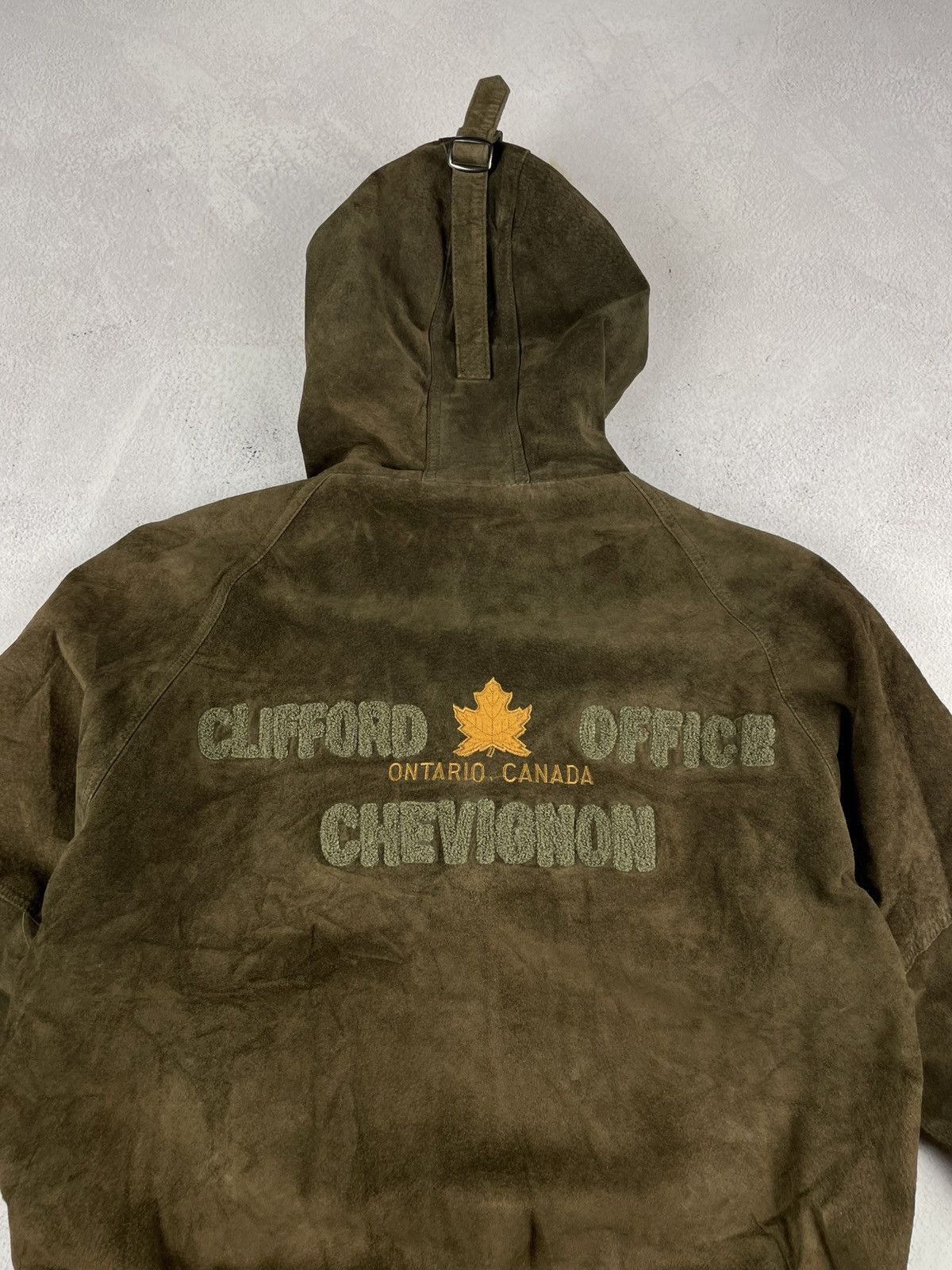 Chevignon × Vintage Chevignon Suede Bomber Jacket Clifford Office Ontario Canada Size US M / EU 48-50 / 2 - 11 Thumbnail