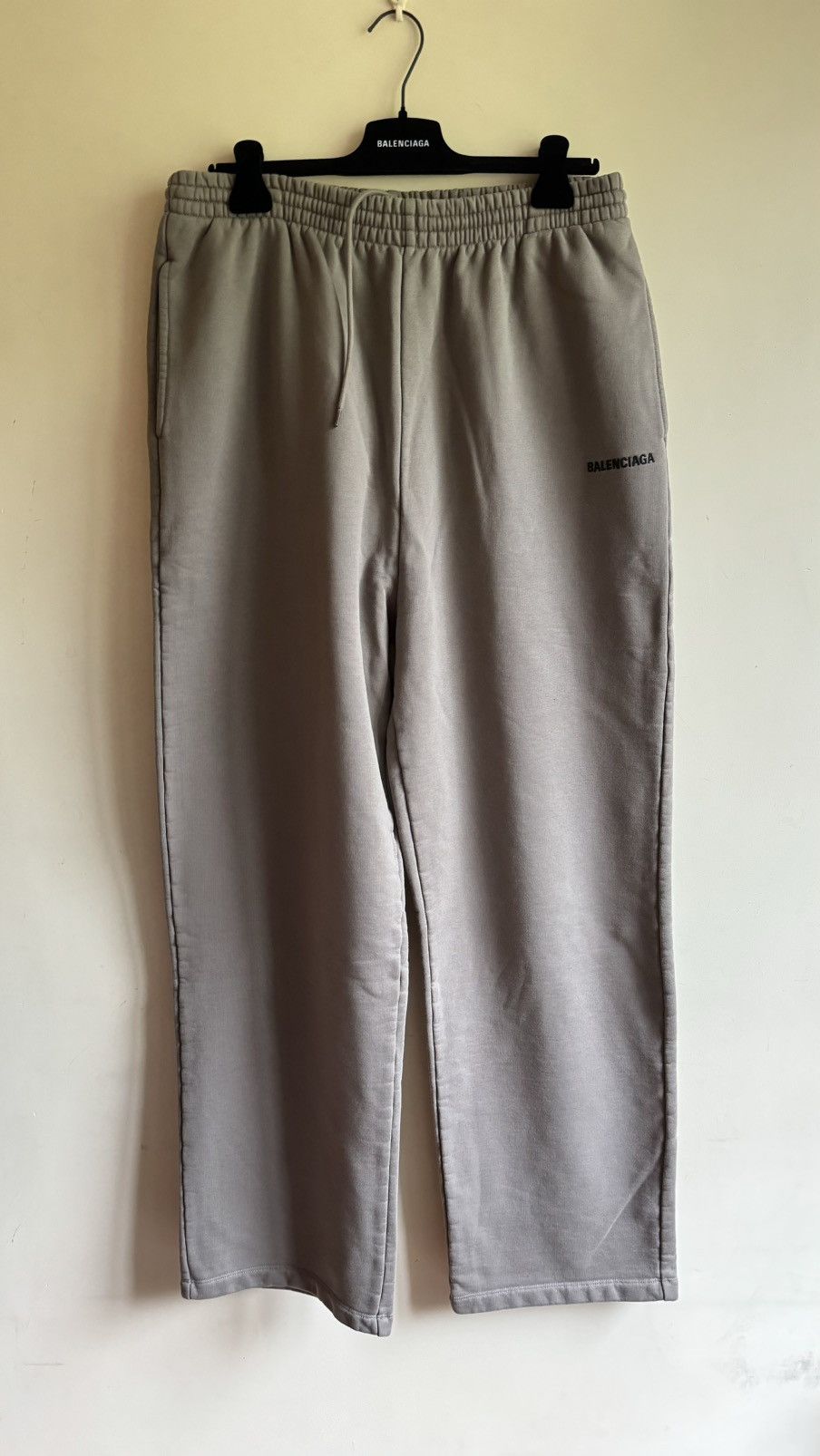 Balenciaga Balenciaga Taupe Sweatpants Size US 33 - 1 Thumbnail