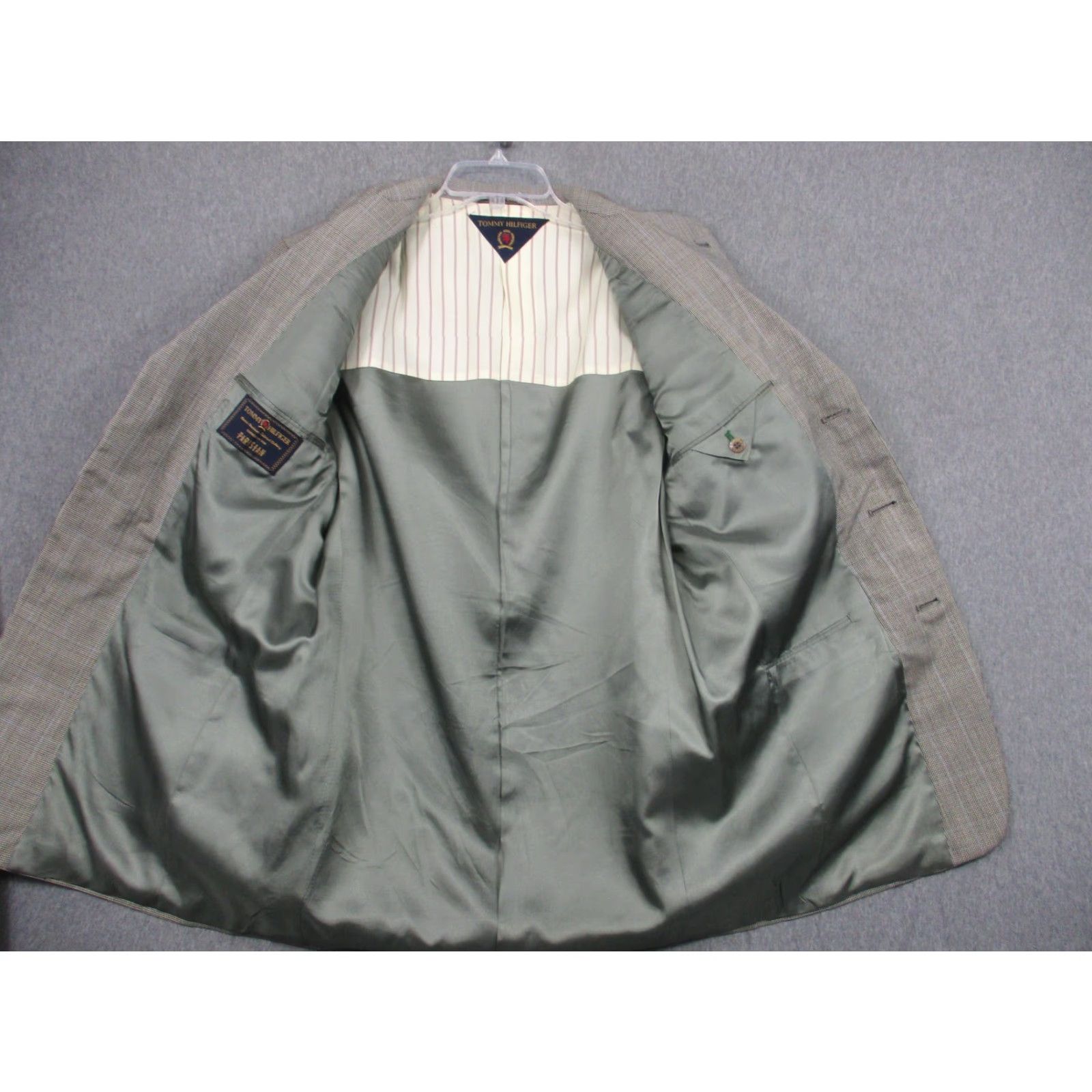 Tommy Hilfiger VINTAGE Tommy Hilfiger Mens Blazer Sport Coat Houndstooth Windowpane Gray 90s Made USA 3-Button Notch Lapel Regular 2 Piece Size 46R - 7 Thumbnail