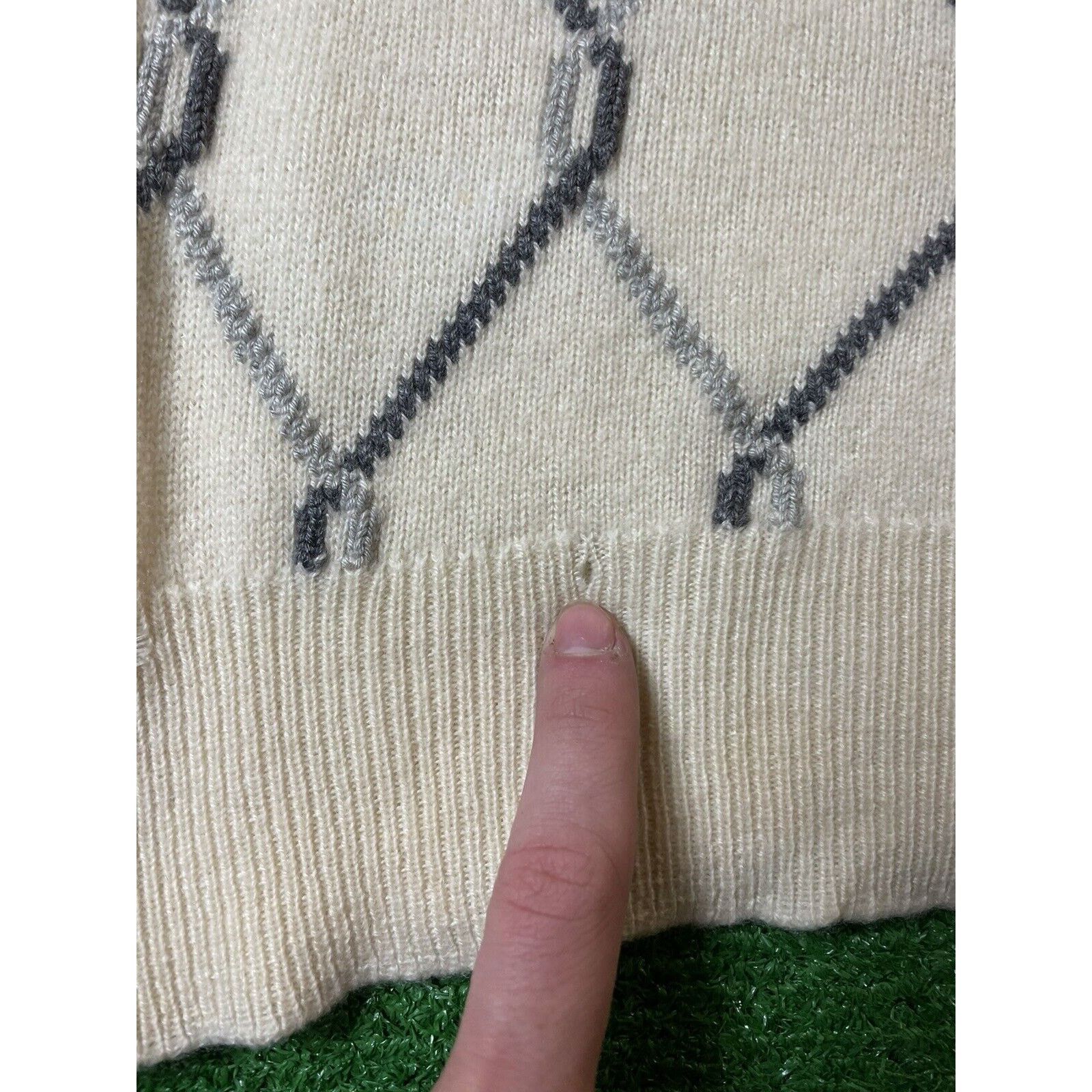 Vintage Vintage 50s Cashmere Knit Chain Link Textured Cream Sweater Size S / US 4 / IT 40 - 4 Thumbnail