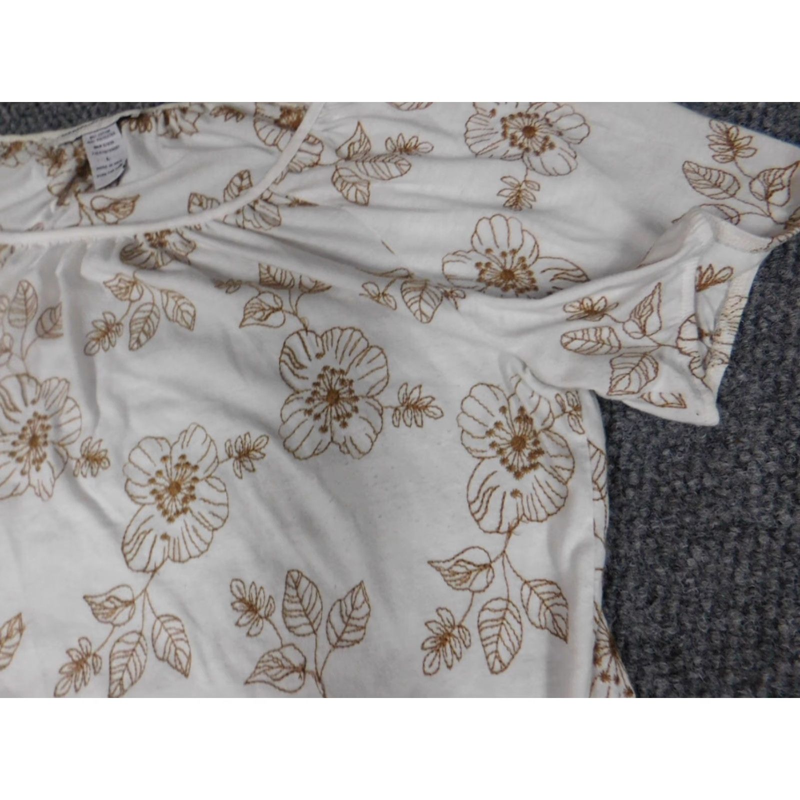 Vintage Cathy Daniels Womens Blouse L White Floral Pullover Short Sleeve Collared Button Breathable Stretch Classic Casual Regular Size L / US 10 / IT 46 - 6 Thumbnail