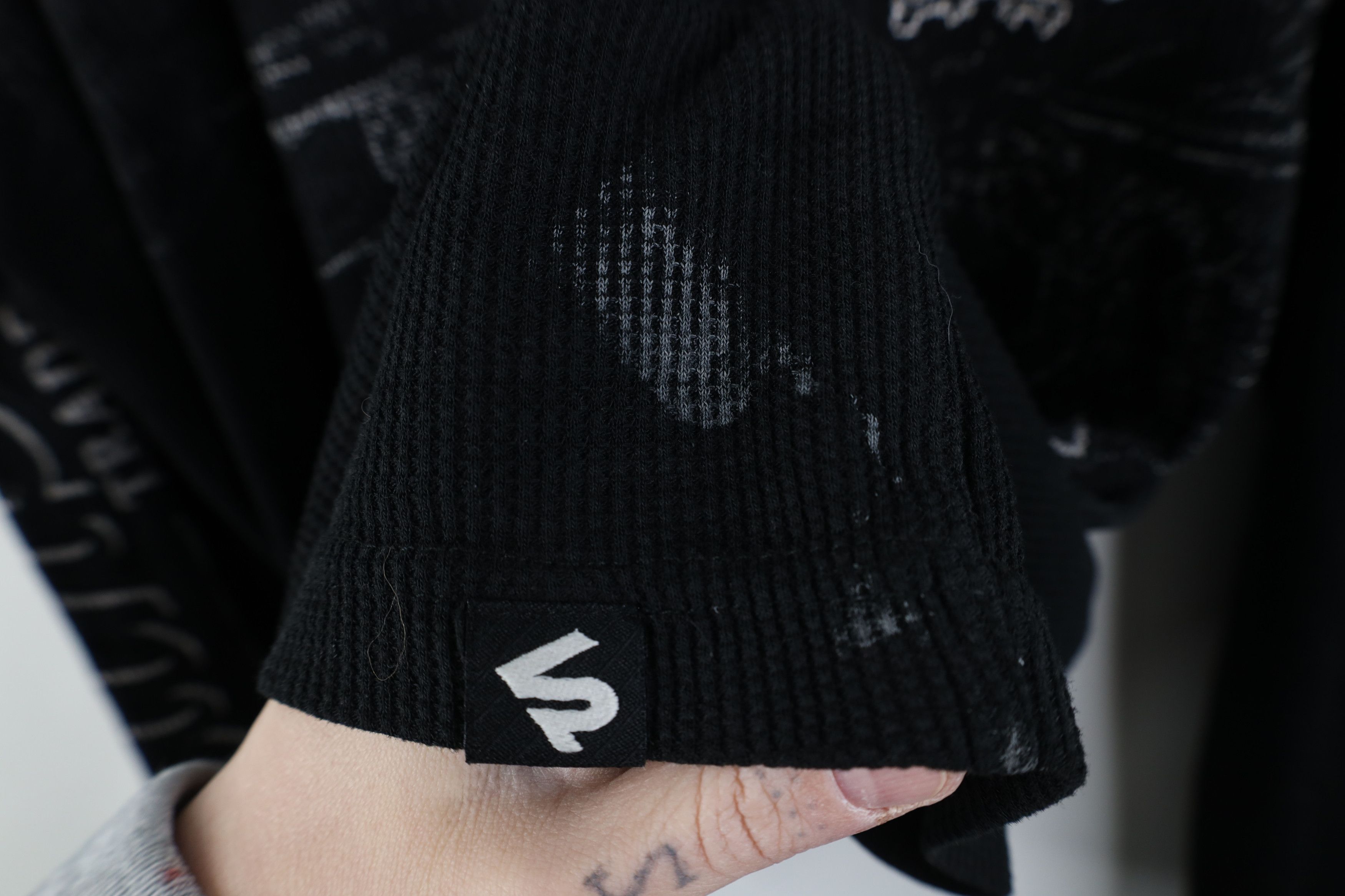 Southpole Vintage Y2K Southpole Skull Waffle Knit T-Shirt Black Size US XXL / EU 58 / 5 - 9 Thumbnail