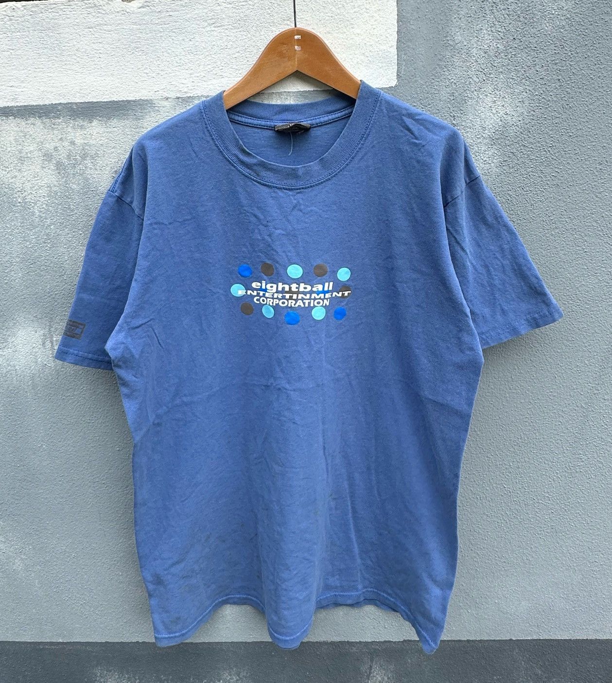Vintage Vintage 90s Eightball entertinment corporation blue tee L Size US L / EU 52-54 / 3 - 7 Thumbnail