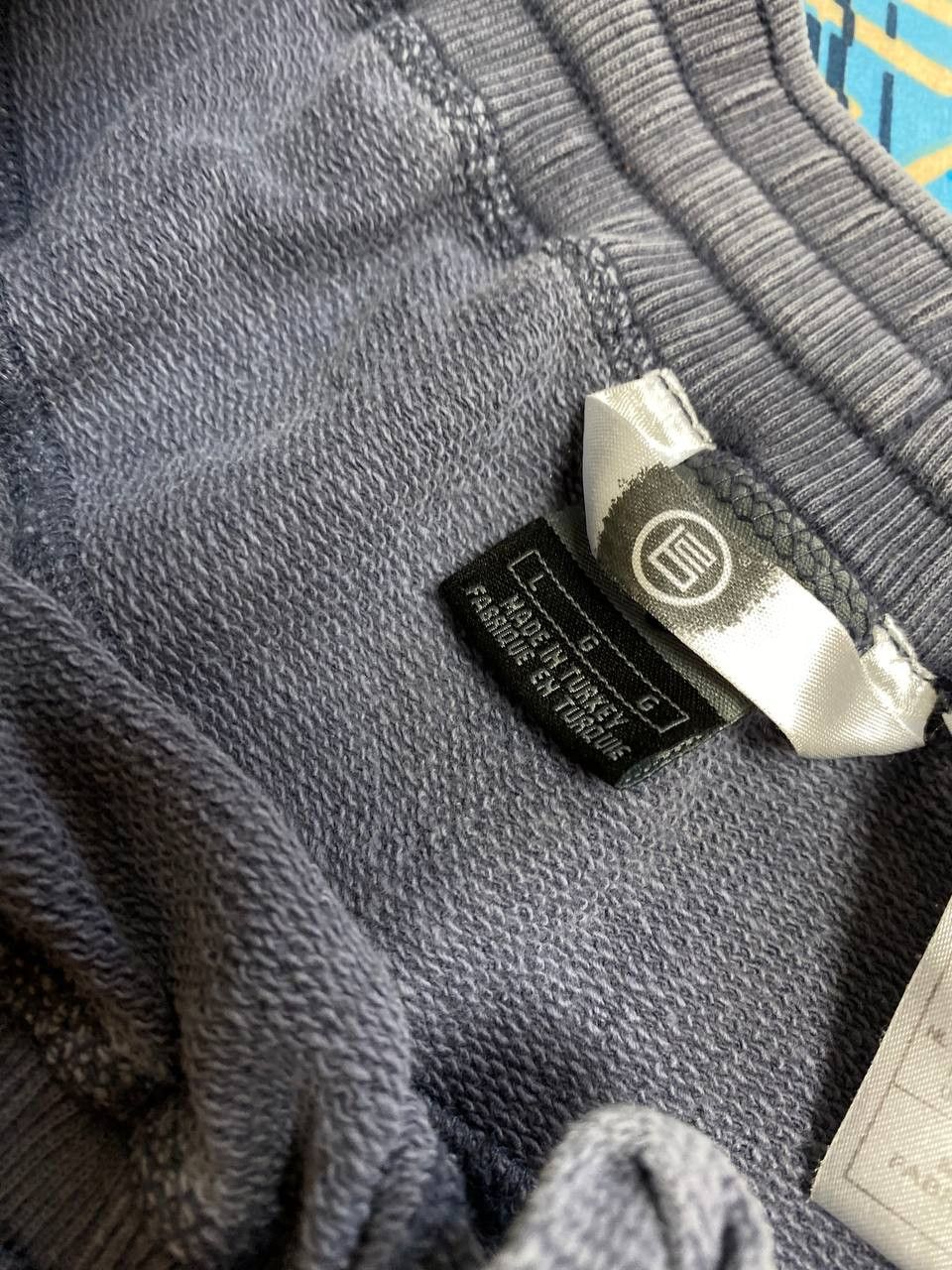 Nike shorts gray streetwear logo NIKE Vintage Y2K size L Size US 34 / EU 50 - 2 Thumbnail