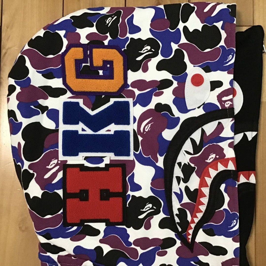 Bape 🔥Hong Kong Store Camo🔥 BAPE Double shark full zip hoodie APE Size US L / EU 52-54 / 3 - 5 Thumbnail
