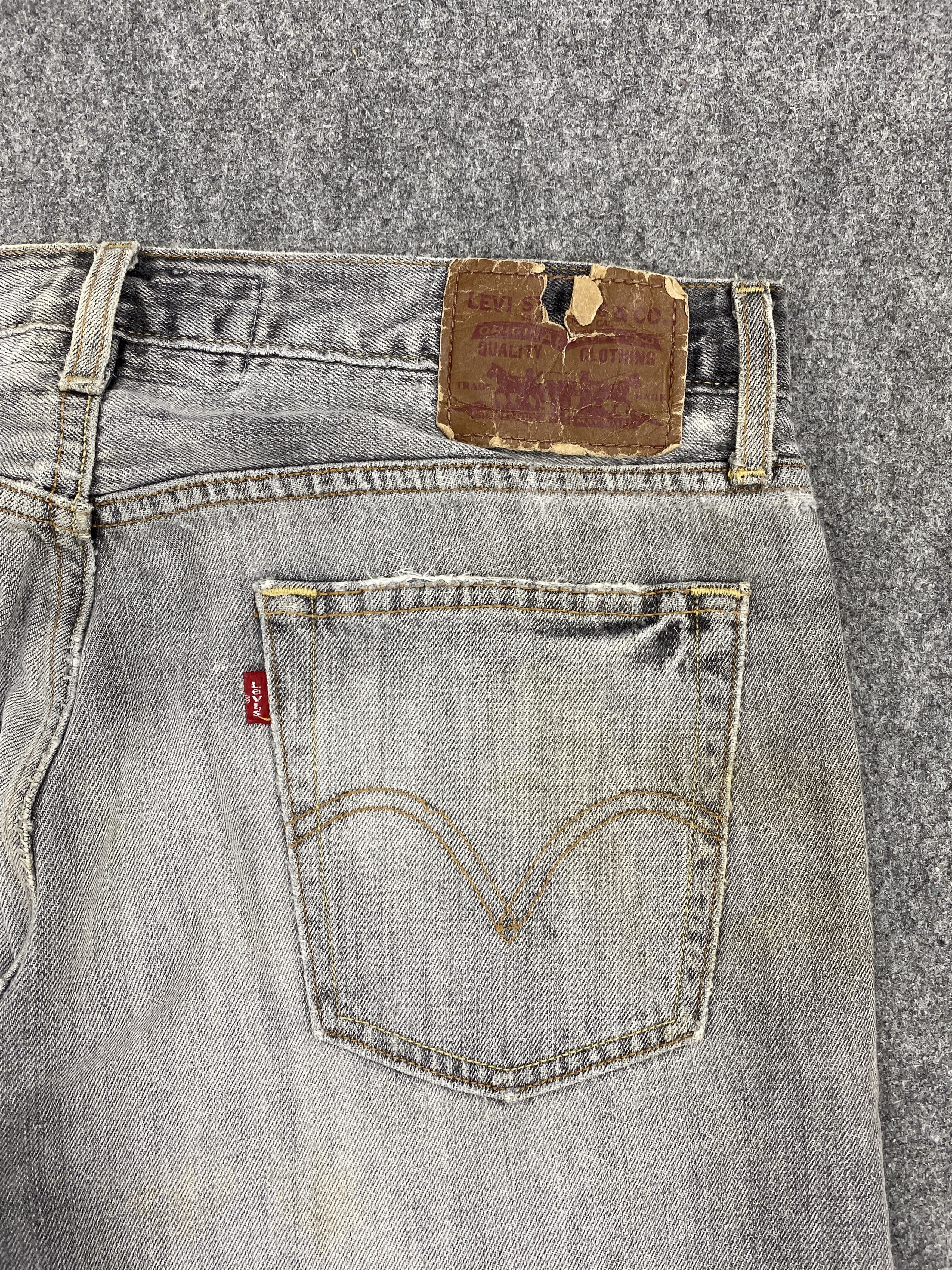 Levi's × Vintage Vintage Levi's 527 Bootcut Faded Black Denim Jeans Size US 35 - 14 Thumbnail