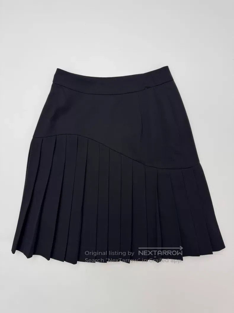 Vivienne Westwood Vivienne Westwood size 1 Black Wool Pleated Skirt Size 28" / US 6 / IT 42 - 6 Thumbnail
