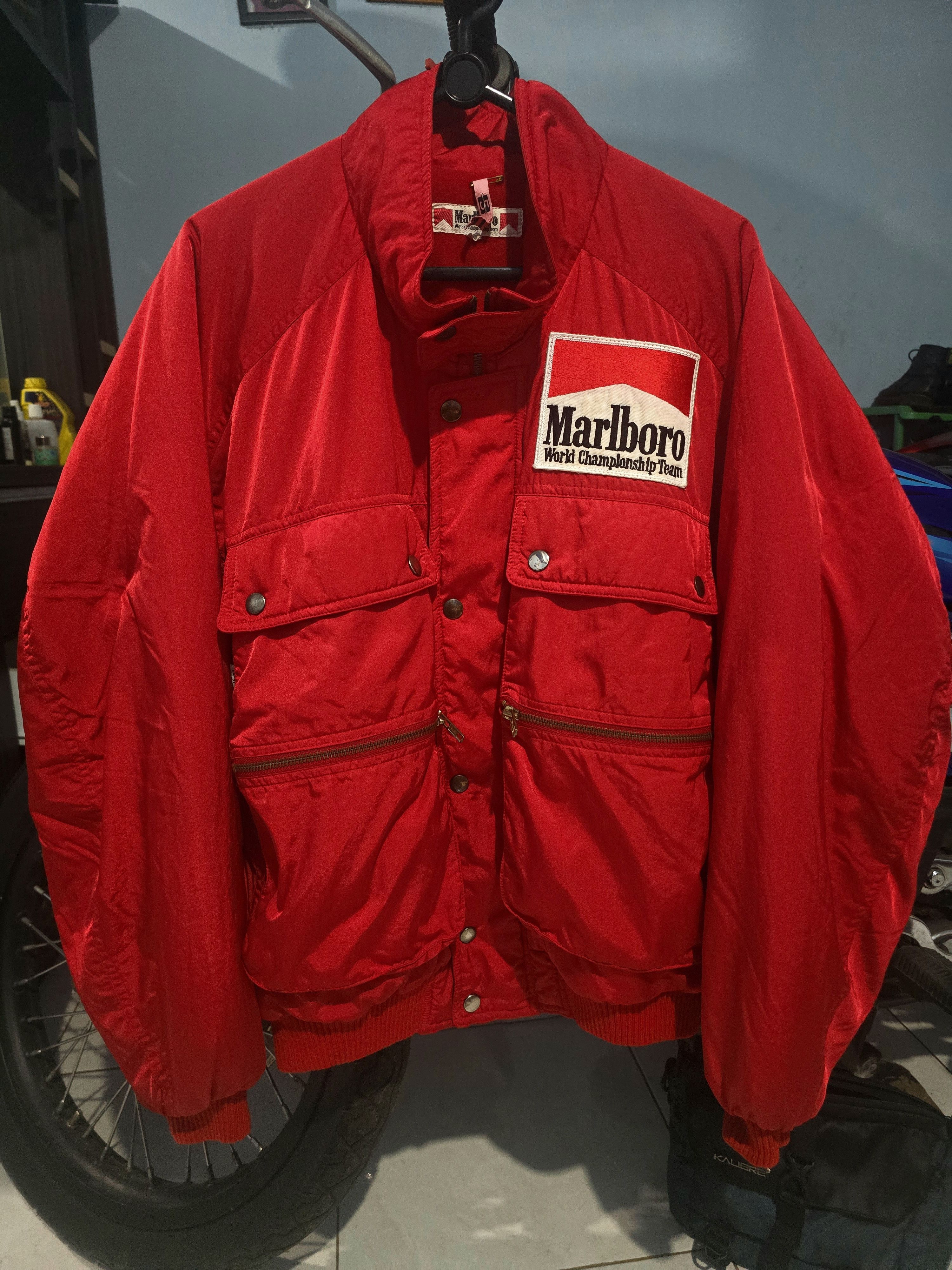 Marlboro VTG MARLBORO WORLD CHAMPIONSHIP TEAM, RECING TEAM F1 JACKET Size US L / EU 52-54 / 3 - 1 Thumbnail