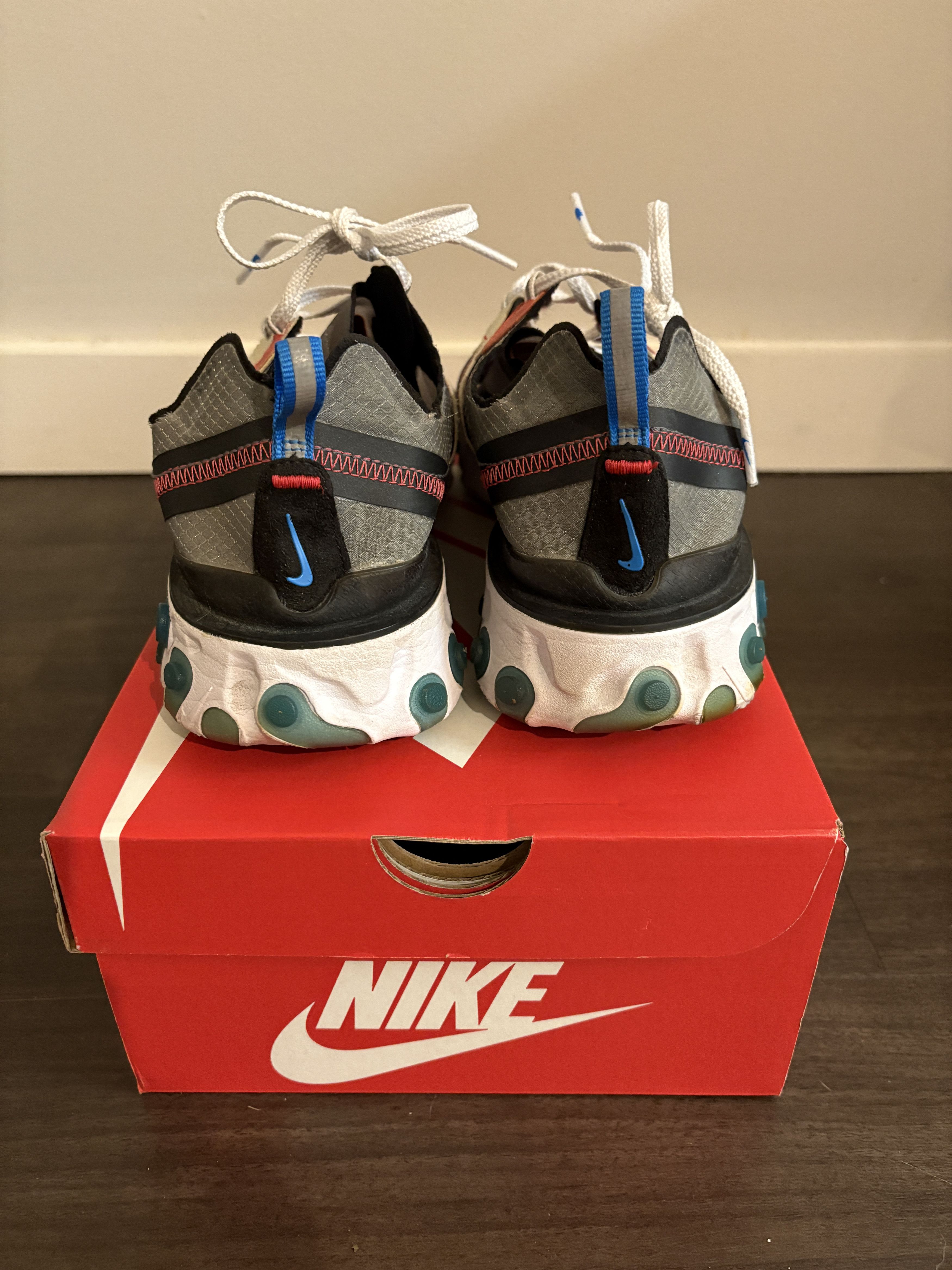 Nike React Element 87 Dark Grey/Pure Platinum-Photo Blue Size US 9 / EU 42 - 5 Thumbnail