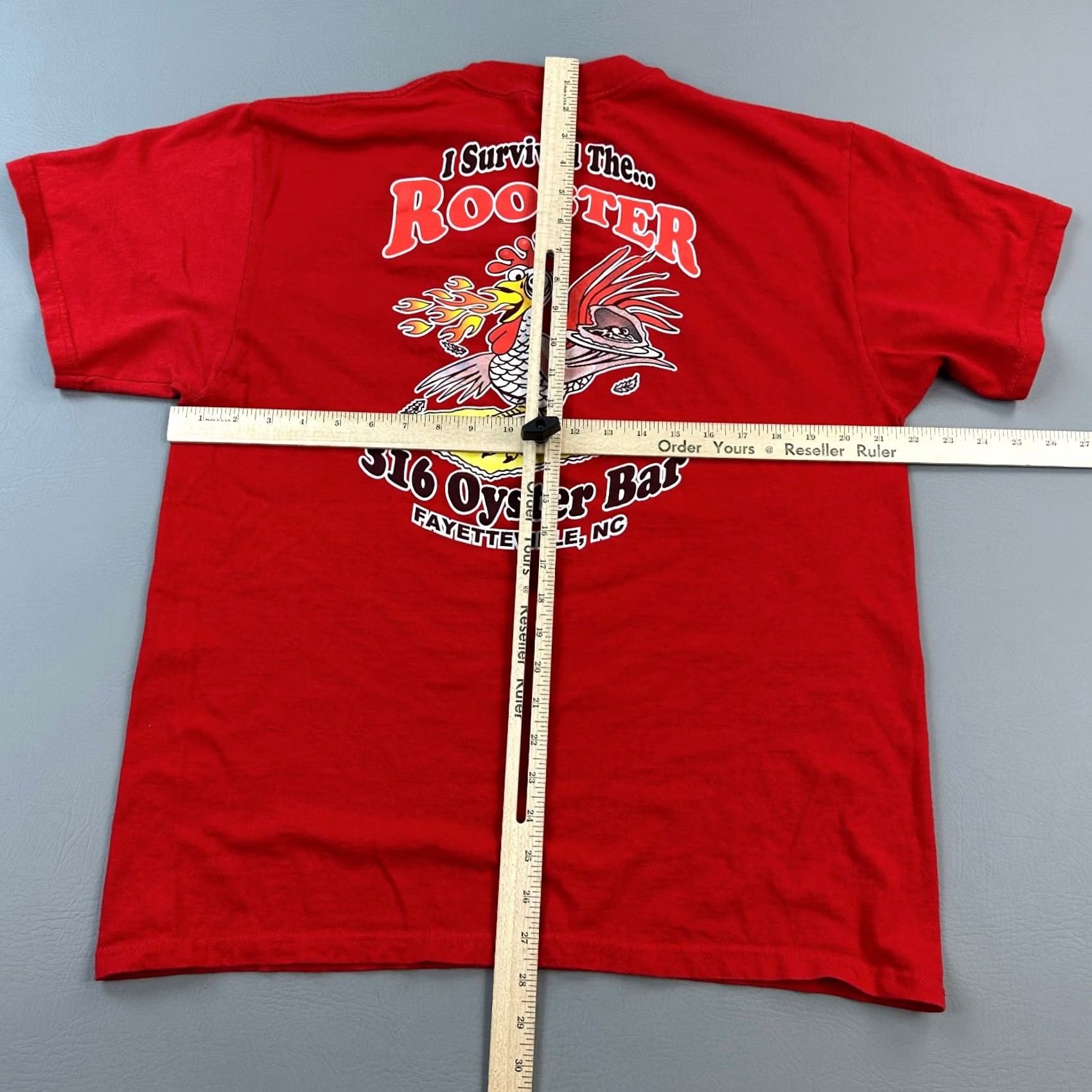 Delta Vintage Delta Pro Weight Shirt Mens Large Red 316 Oyster Bar NC Pocket Tee Y2K Size US L / EU 52-54 / 3 - 6 Thumbnail