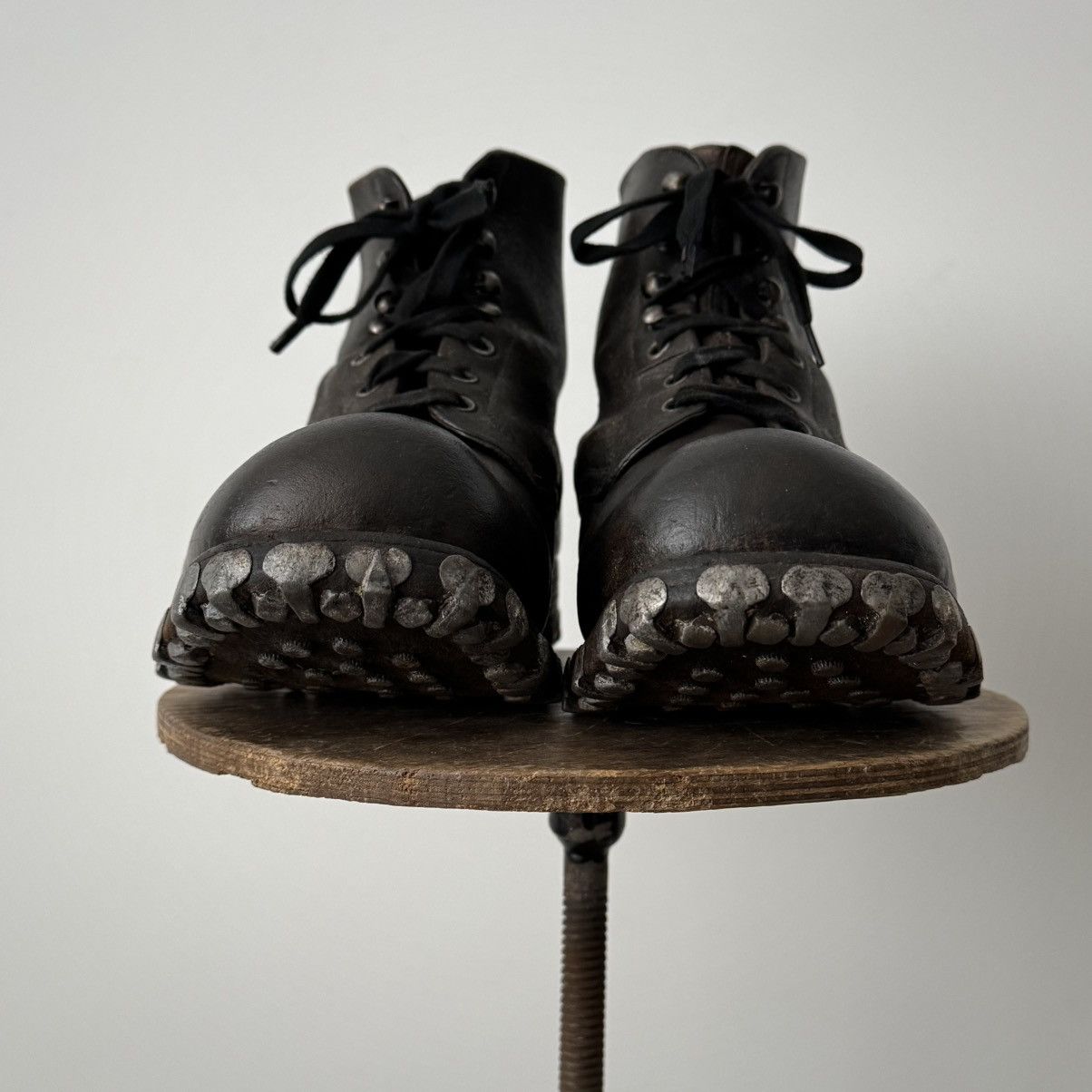 Vintage Vintage 1948 Dated Swiss Army 'Hobnail' Mountain Boots Size US 7.5 / EU 40-41 - 5 Thumbnail