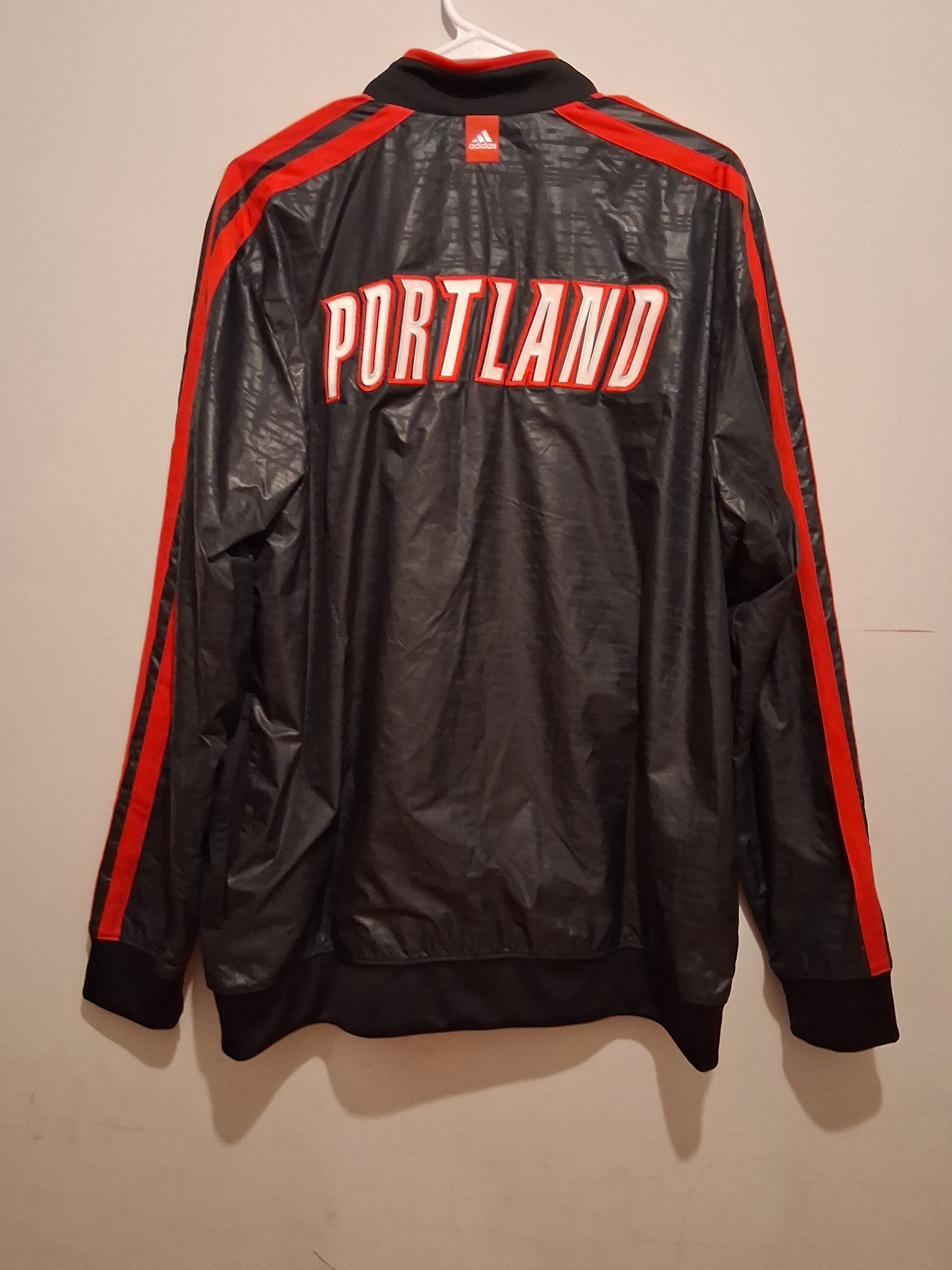 Adidas Adidas x NBA Trail Blazers On-Court Weekday Track Jacket NEW Size US XL / EU 56 / 4 - 4 Thumbnail