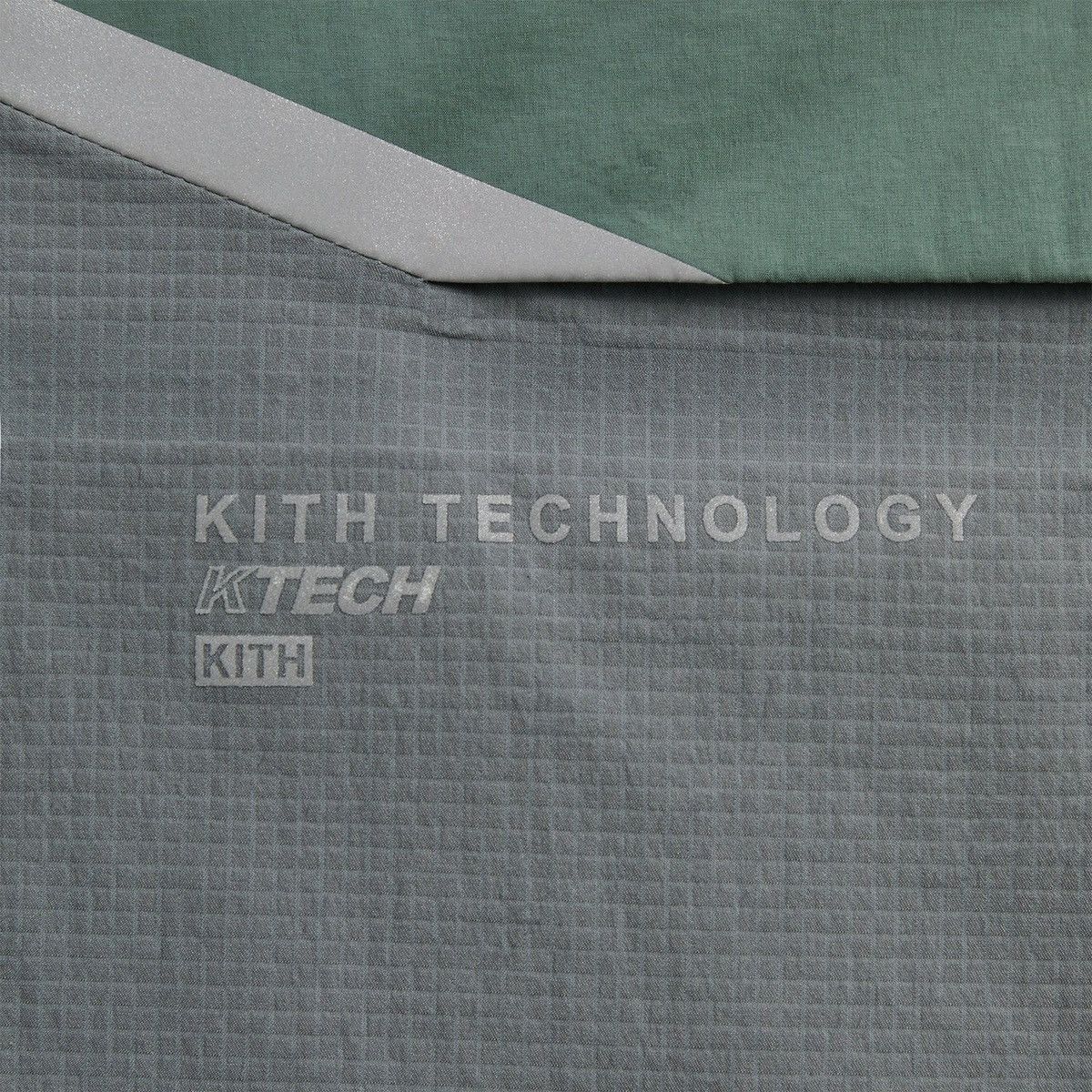 Kith × On Kith for On Core Jacket Olive Men’s Size XL Reflective Logo Size US XL / EU 56 / 4 - 6 Thumbnail
