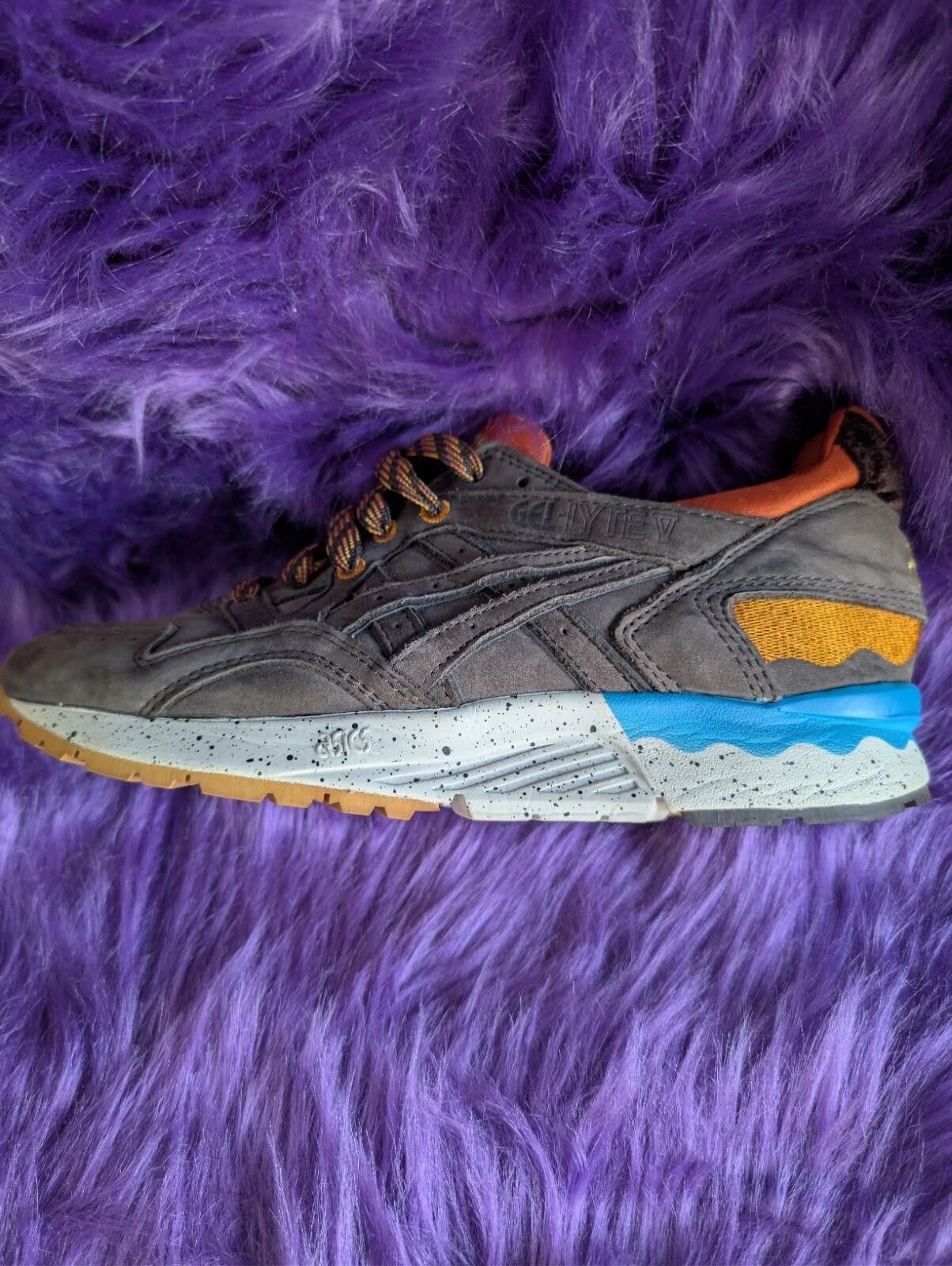 Asics ASICS GEL-Lyte V x Surredaliste Salvador Dali UK 4 Size US 5 / EU 37 - 2 Thumbnail