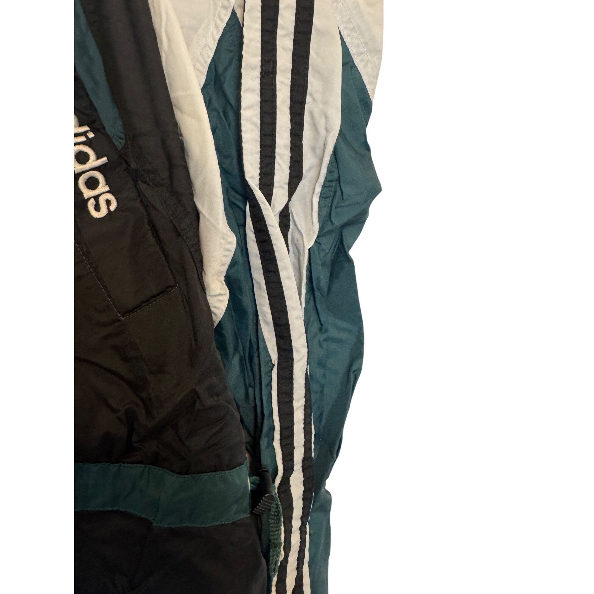 Adidas Adidas Vintage Vampire In Brooklyn Windbreaker Jacket XL Size US XL / EU 56 / 4 - 7 Thumbnail