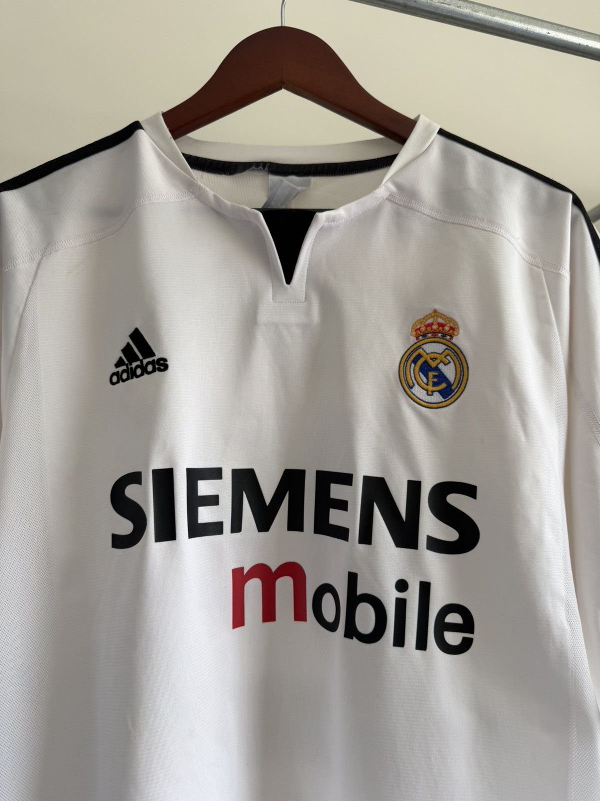Adidas Real Madrid 2003-04 David Beckham Local Size US XL / EU 56 / 4 - 5 Thumbnail