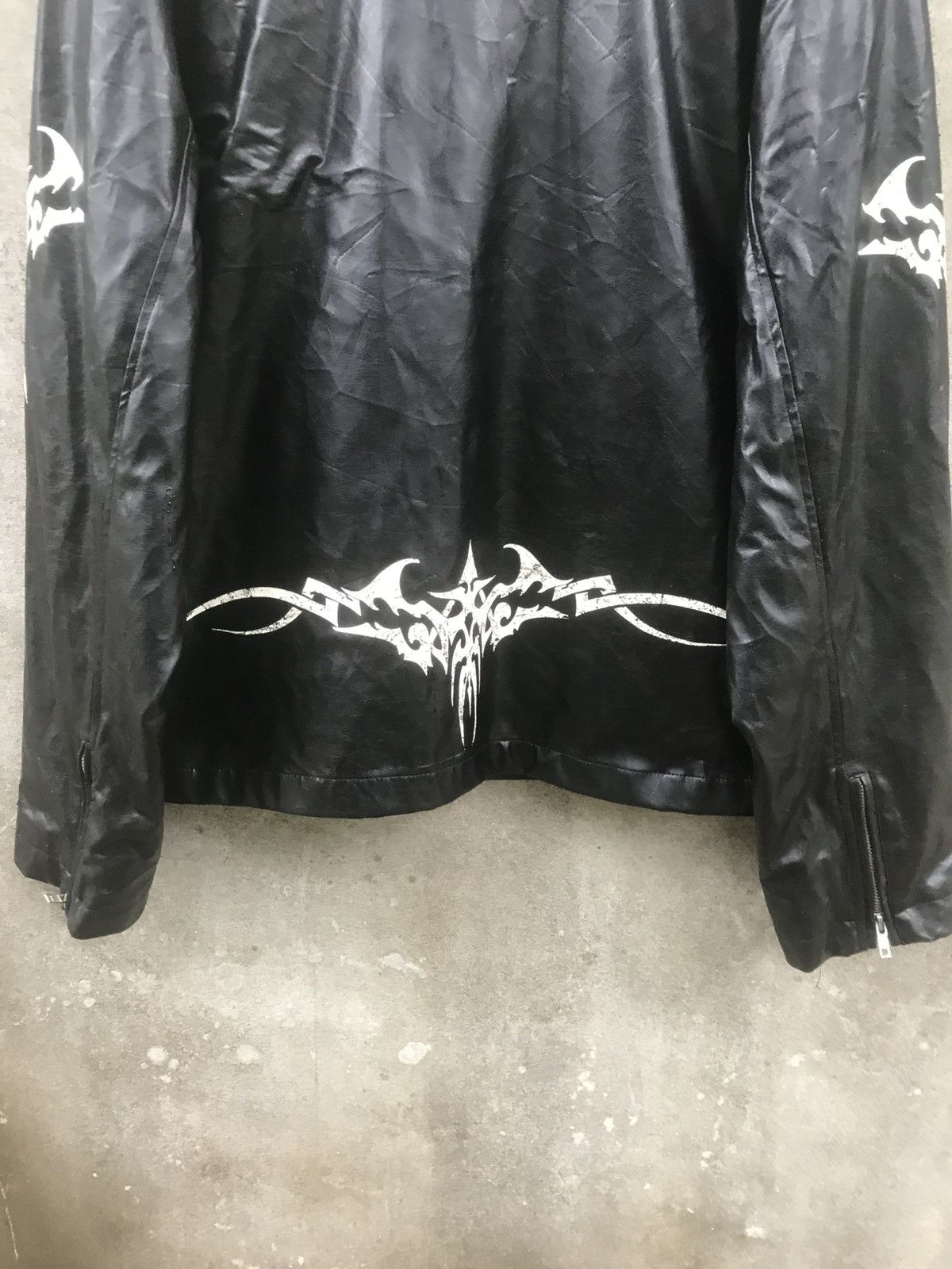 KMRii Monde Creore Cyber Punk Tribal Graphic Faux Leather Jacket Size US L / EU 52-54 / 3 - 11 Thumbnail