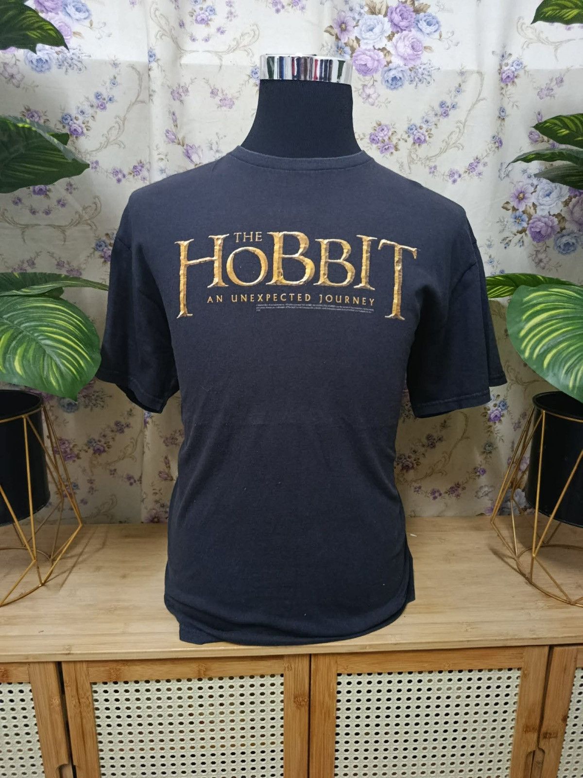 Vintage Rare vintage movie The Hobbit promo tee Size US L / EU 52-54 / 3 - 1 Thumbnail