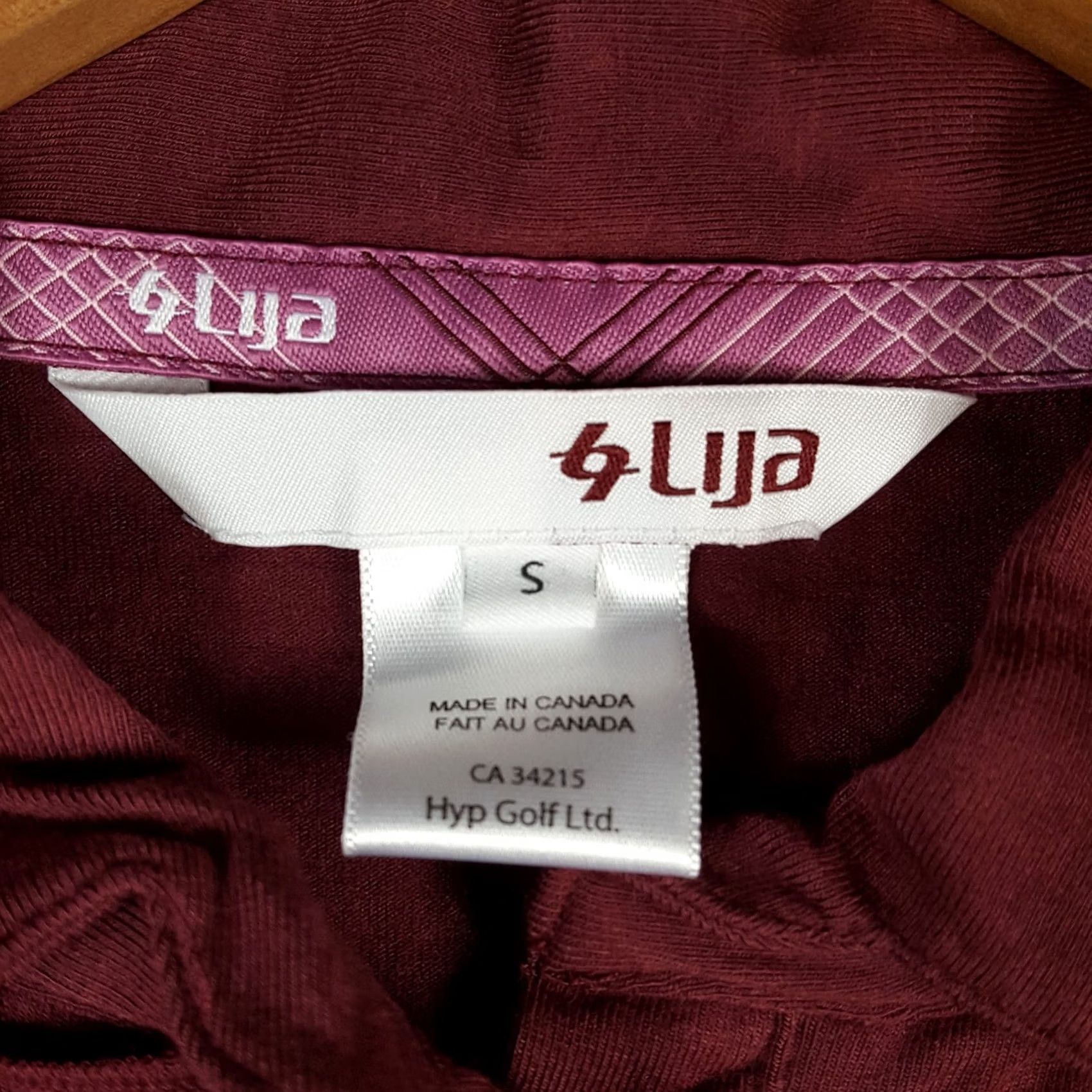 Vintage LIJA Polo Shirt Shirt Womens S Maroon Sleeveless Button Collar Tank Top Lightweight Casual Preppy 90s 00s Retro Y2K Black? Size S / US 4 / IT 40 - 5 Thumbnail