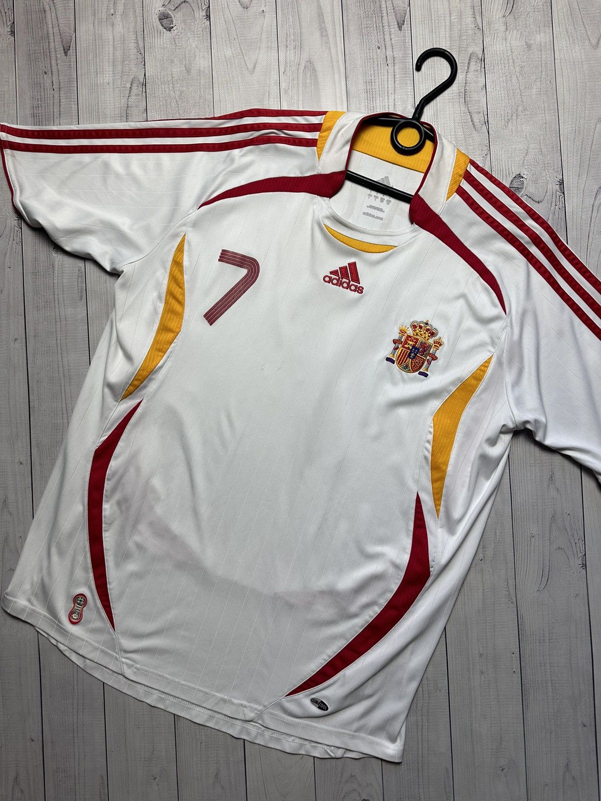 Adidas × Vintage Vintage adidas Spain 7 Raul soccer jersey size L logo Size US L / EU 52-54 / 3 - 3 Thumbnail
