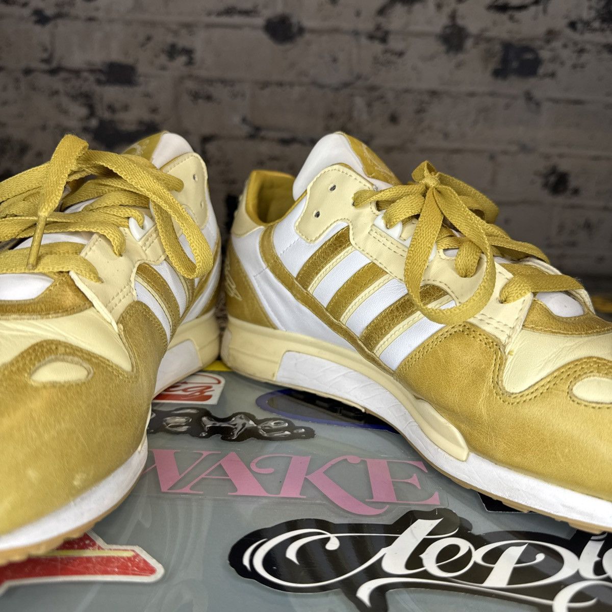 Adidas Adidas Originals ZX 800 Beige Sz 9.5 018602 No Box Size US 9.5 / EU 42-43 - 6 Thumbnail