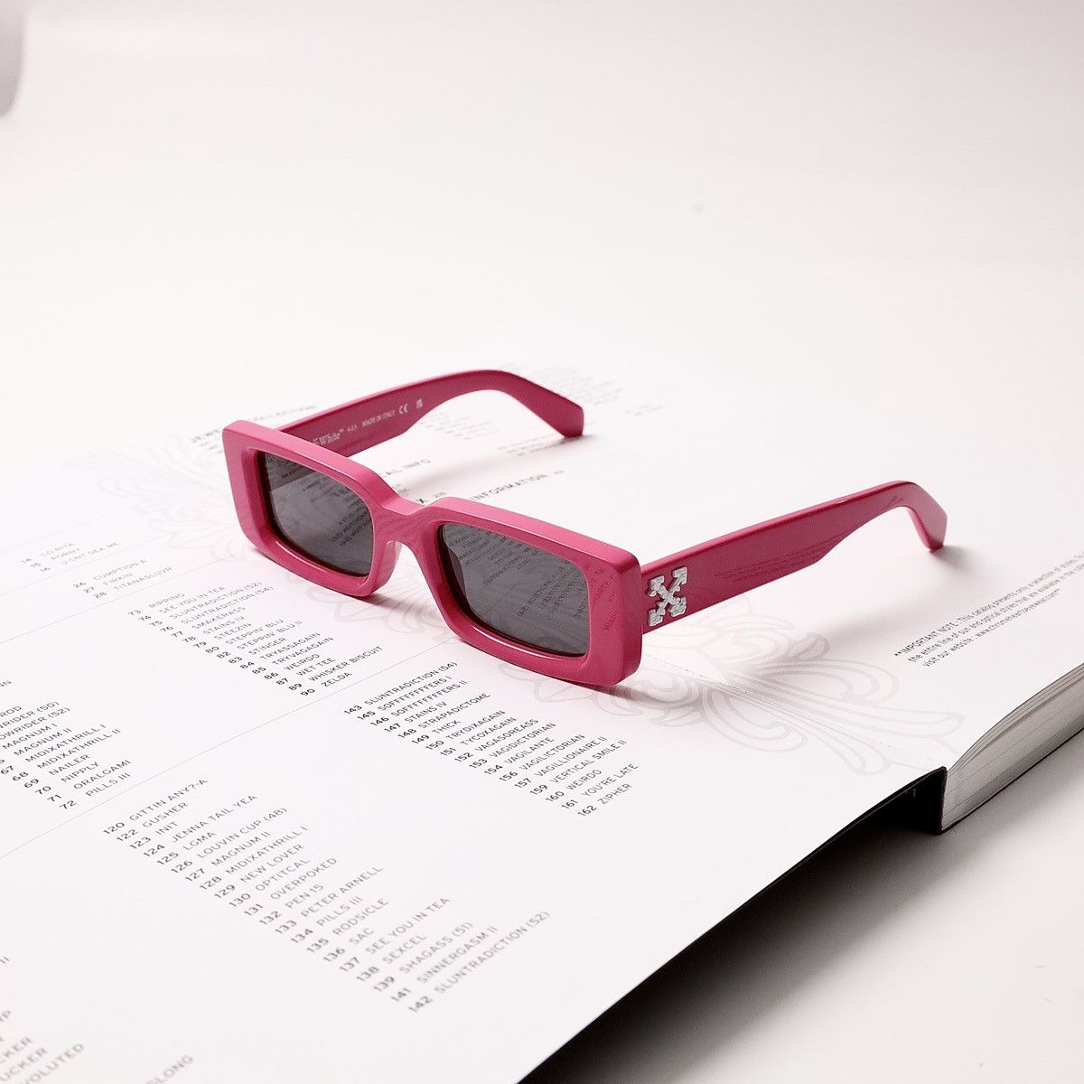 Off-White OFF WHITE ARTHUR SUNGLASSES Size ONE SIZE - 1 Thumbnail