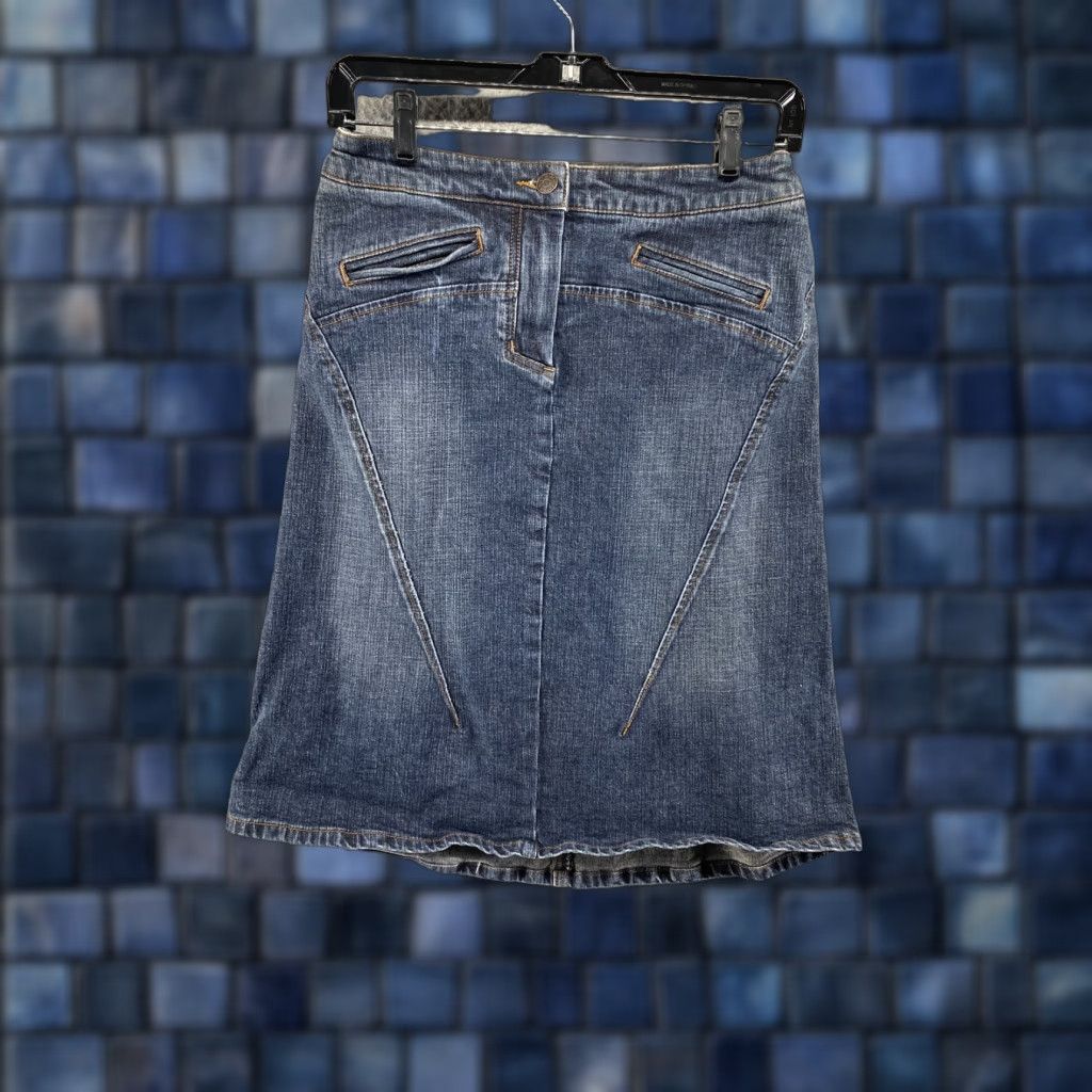Vintage VINTAGE The Limited Stretch Women's Heavy Denim Skirt in Size 4 Dark Wash Stretch Size 27" / US 4 / IT 40 - 1 Thumbnail
