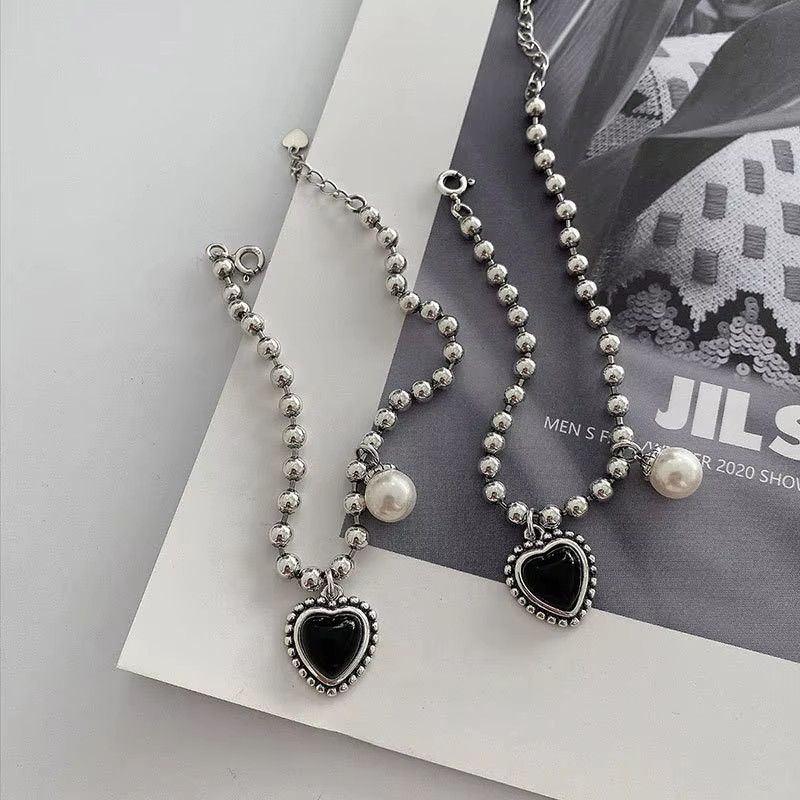 Other Stamp Bead Chain Simple Black Heart Pearl Bracelet Size ONE SIZE - 4 Thumbnail