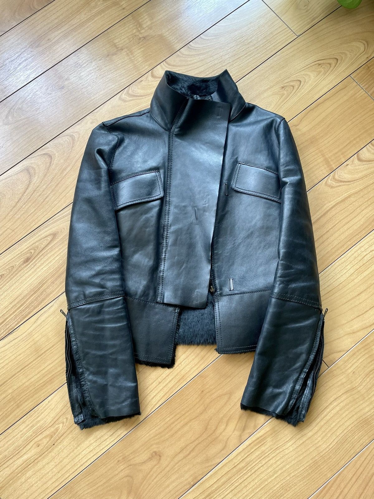 Gucci leather shearing jacket