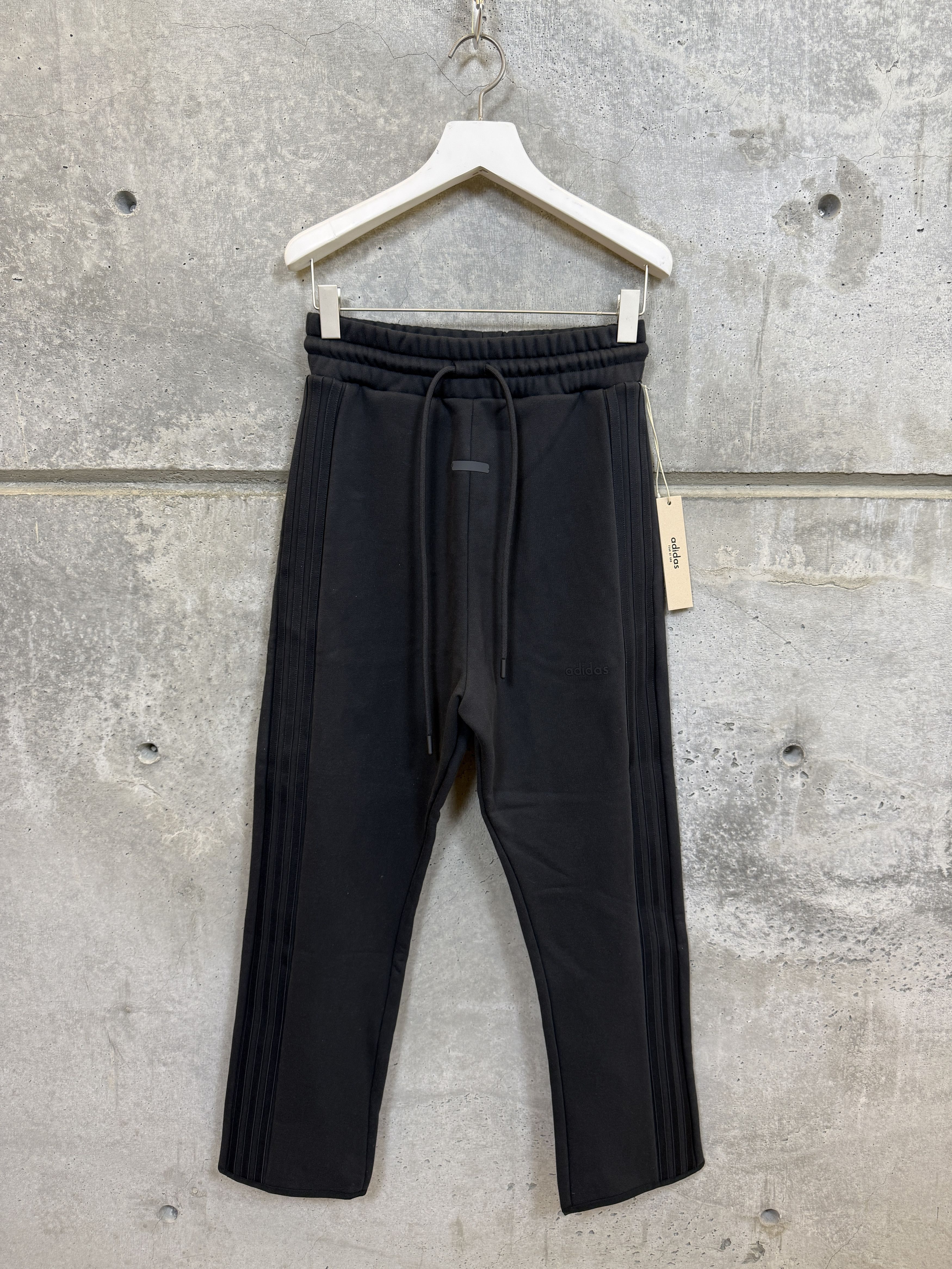 Adidas × Fear of God $200 Adidas x Fear of God Athletics Sweatpants Size US 27 - 4 Thumbnail