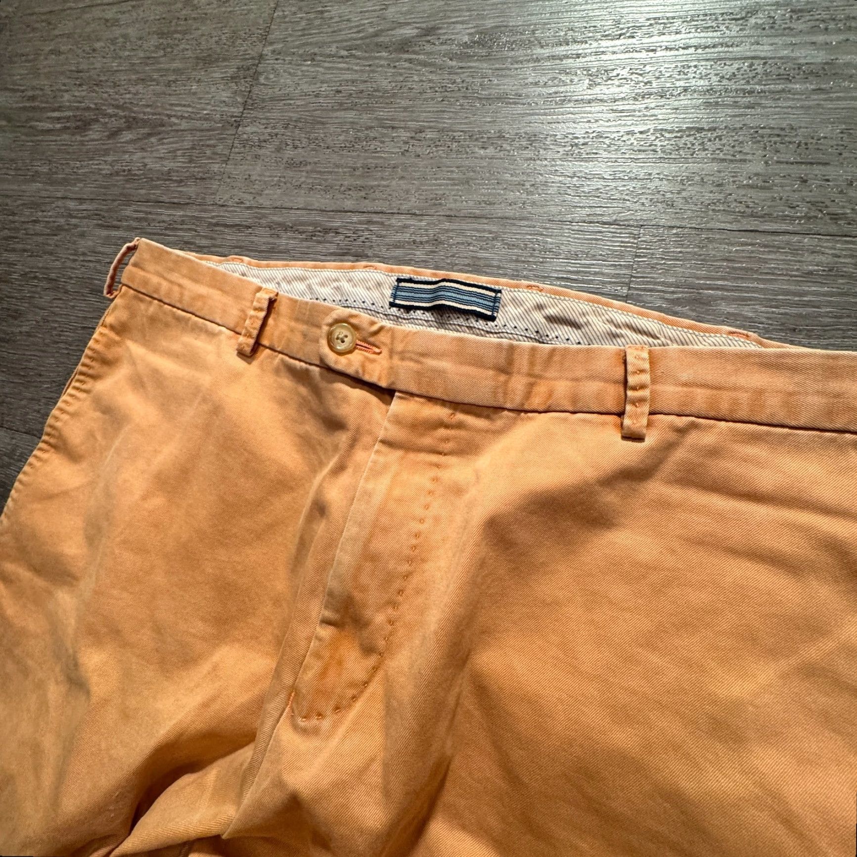 Peter Millar Peter Millar Shorts Mens 34 Orange Chino Casual Pima Cotton Vintage 9" Adult Size US 34 / EU 50 - 2 Thumbnail
