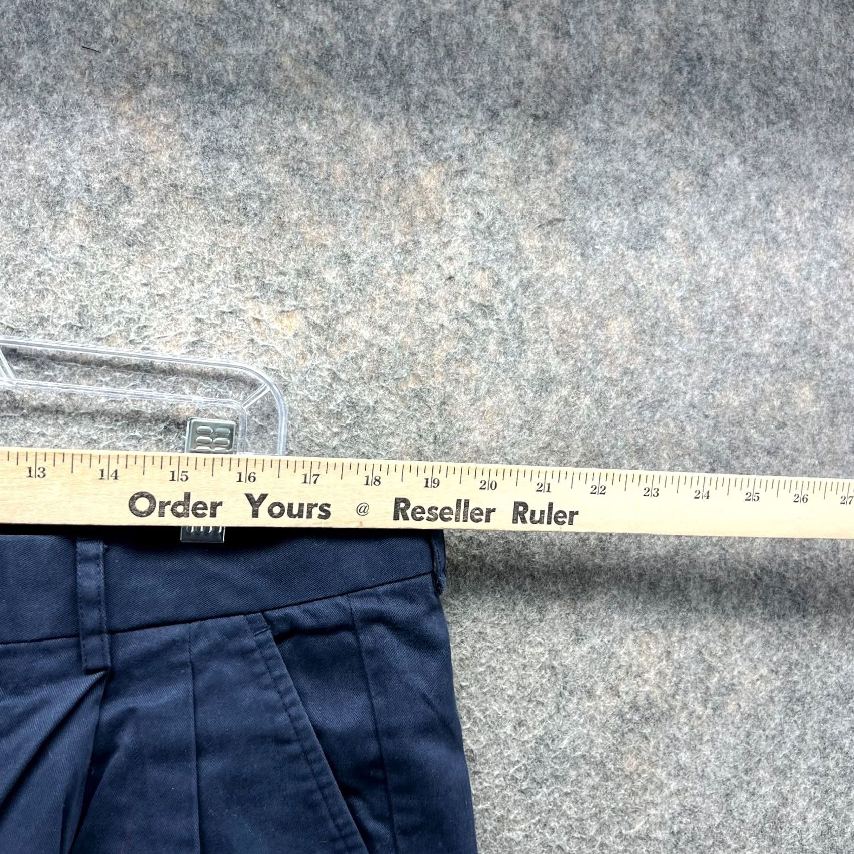 Vintage Greg Norman Shorts Mens 38 Blue Navy Chino Pleated Pima Cotton Canvas Size US 38 / EU 54 - 3 Thumbnail