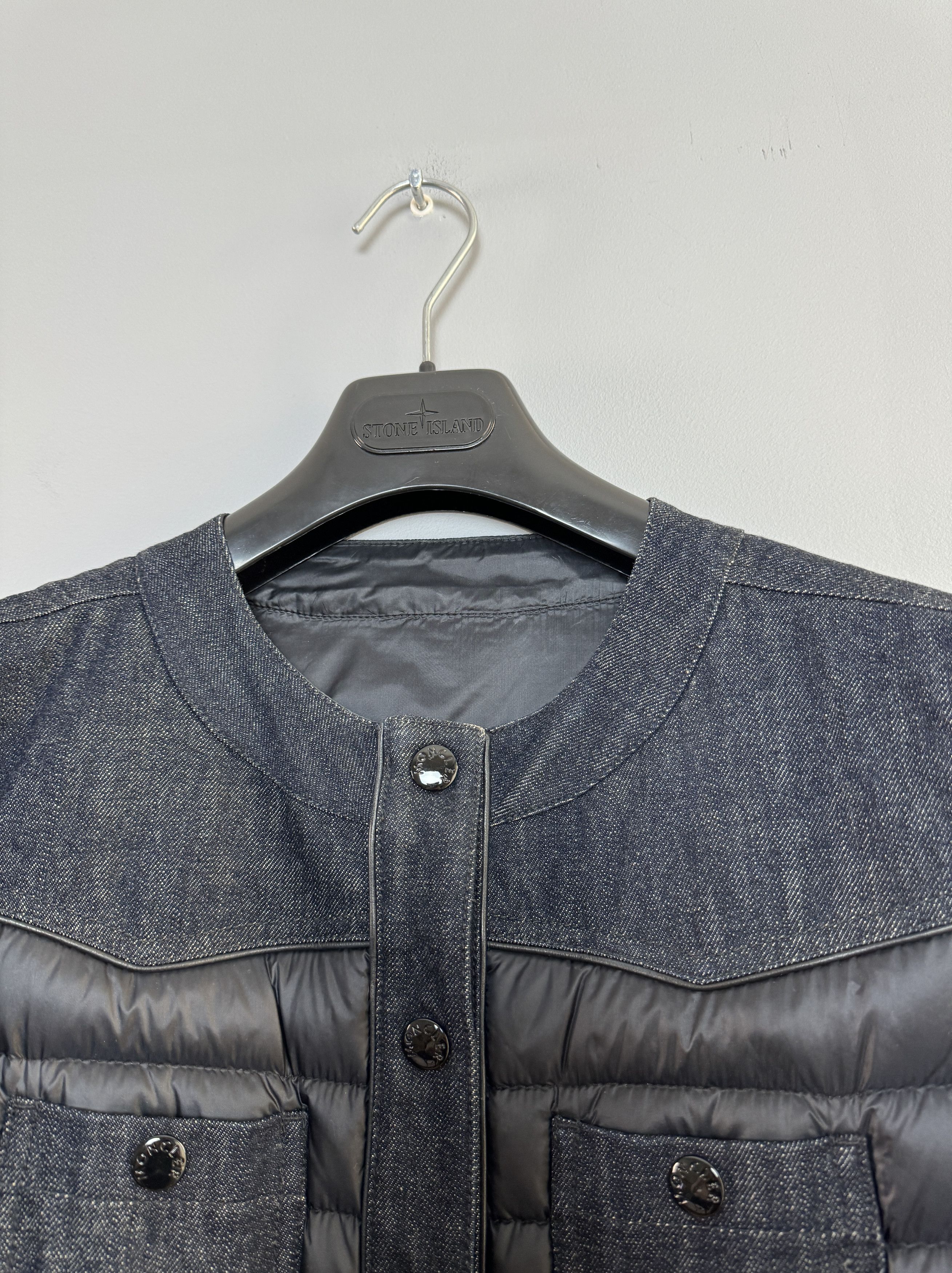 Moncler Moncler Ambert Down Jacket Puffer Denim Trimmed Navy Size 3 Size M / US 6-8 / IT 42-44 - 3 Thumbnail