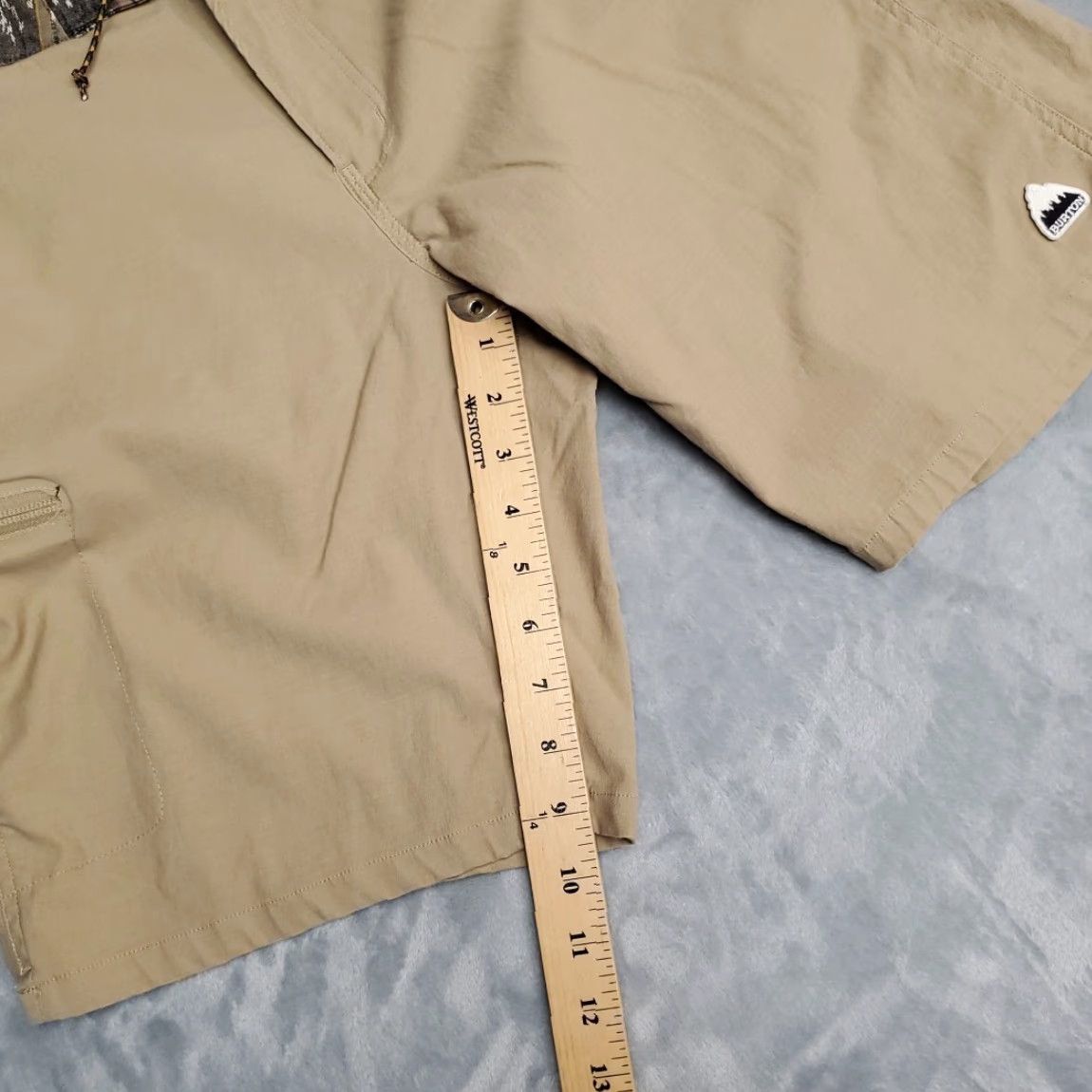Burton Burton Shorts Mens 34 Tan MB Moxie Hybrid Drawstring Cargo Pocket Board Surf Bermuda Beige Quick Dry Zip Pocket Logo Men 34 Mens Size US 34 / EU 50 - 2 Thumbnail