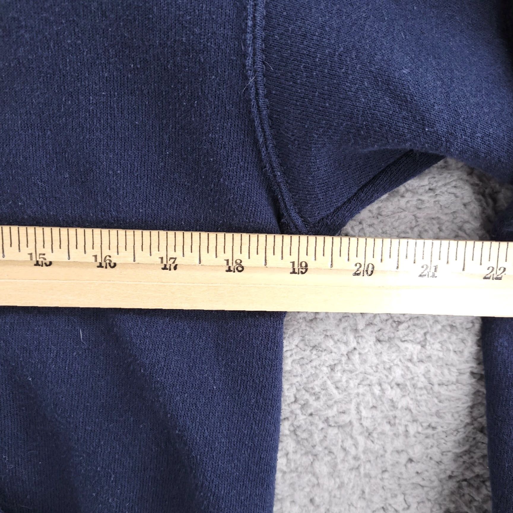 Soffe Soffe Hoodie Mens Small Pullover USA Navy Blue Sweatshirt Boxy Fit Vintage USN Logo Sold as pictured Size US S / EU 44-46 / 1 - 6 Thumbnail