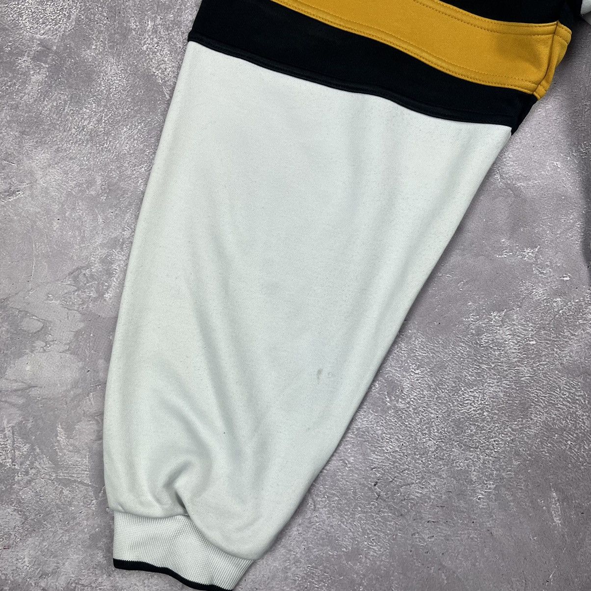 Nike Nike Vintage Embroidered Big Logo White Crewneck Sweatshirt Size US XL / EU 56 / 4 - 5 Thumbnail