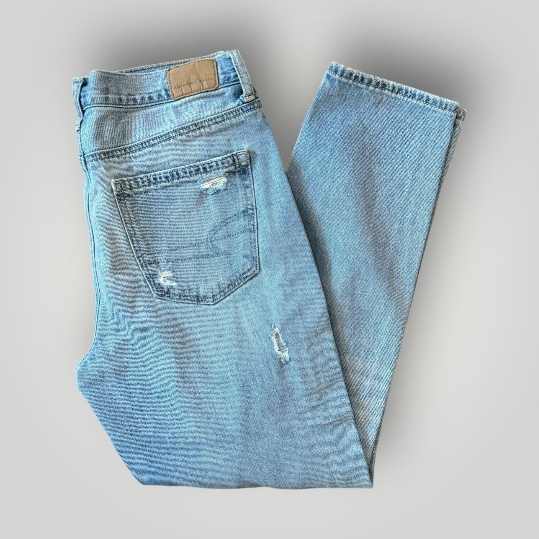 American Eagle Outfitters American Eagle Women's Distress Mom Jeans 4 Short Size 27" / US 4 / IT 40 - 3 Thumbnail