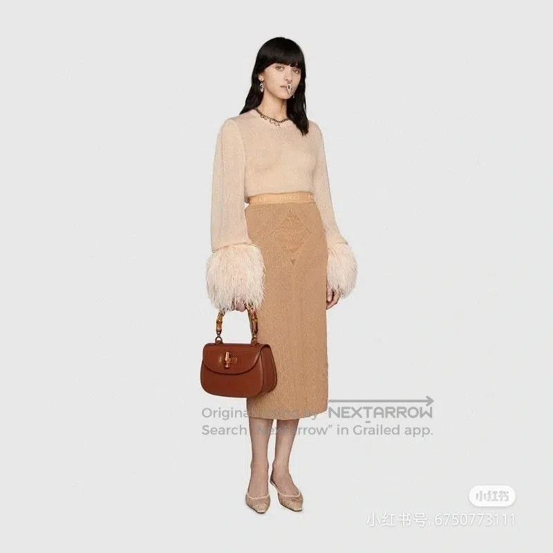 Gucci Gucci Detachable Ostrich Feather Sweater. Size L / US 10 / IT 46 - 2 Thumbnail