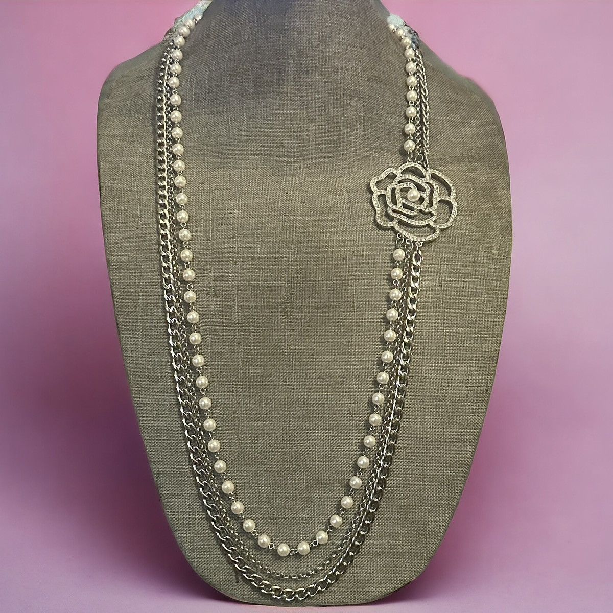 Other Long triple strand rhinestone Cornelia flower necklace Size ONE SIZE - 1 Thumbnail